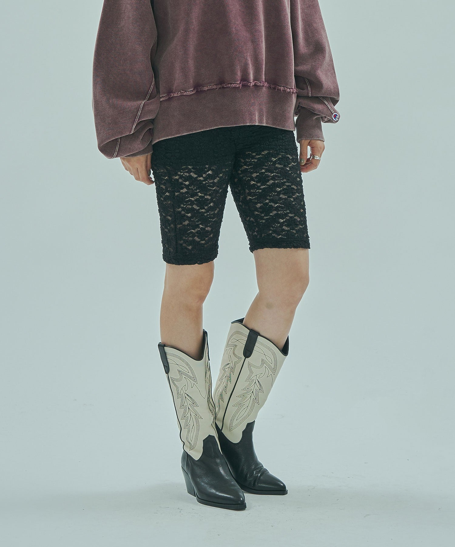 LACE HALF LEGGINGS