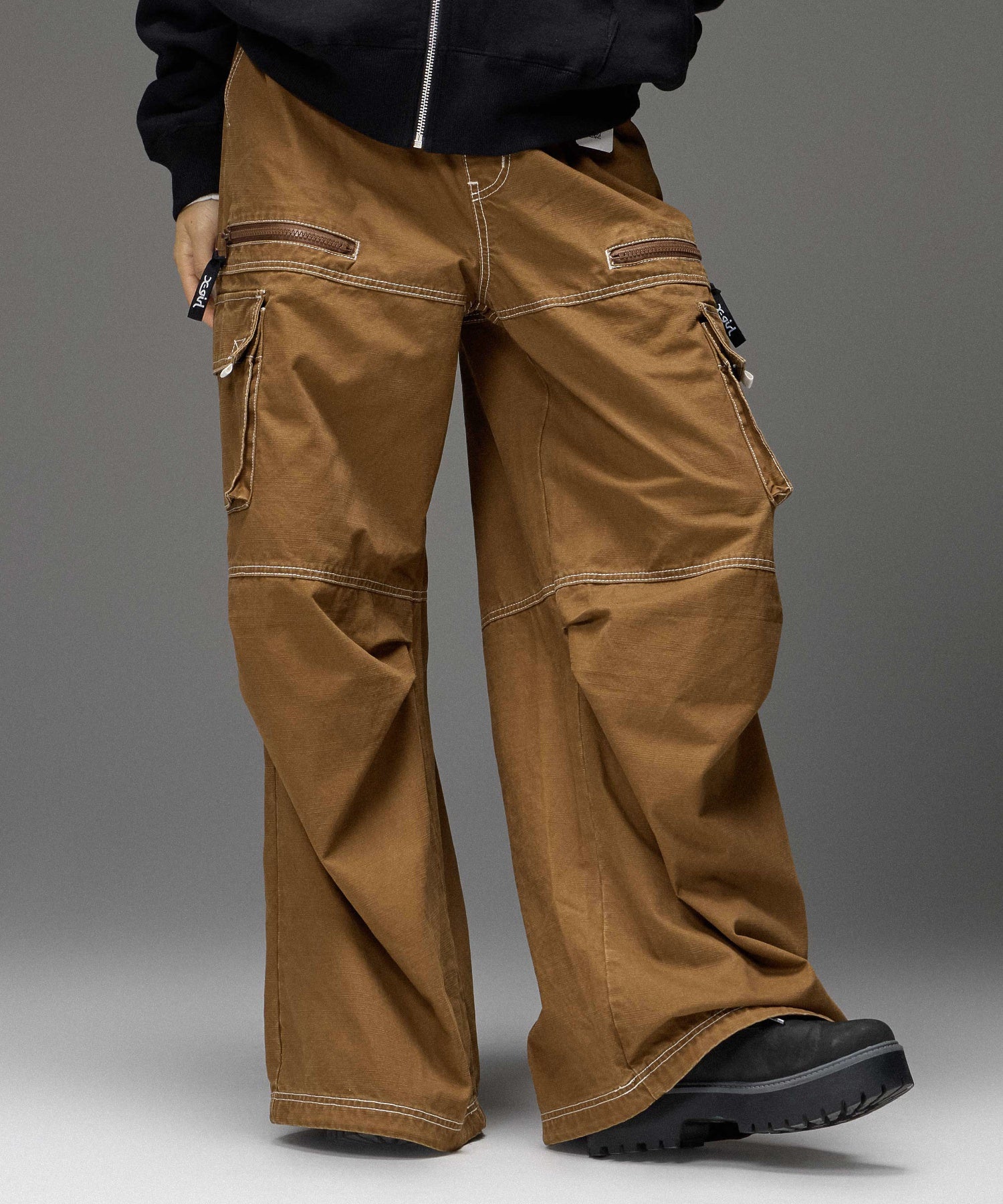 BICOLOR STITCH EASY CARGO PANTS