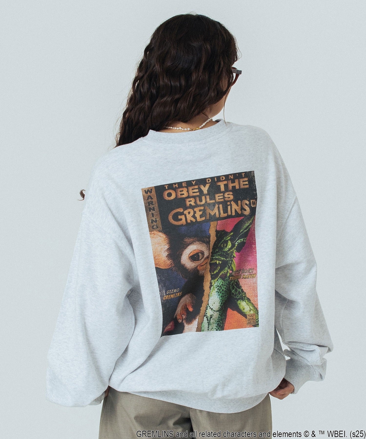 ROSEBUD LIMITED/GREMLINS BACK PRINT SWEAT