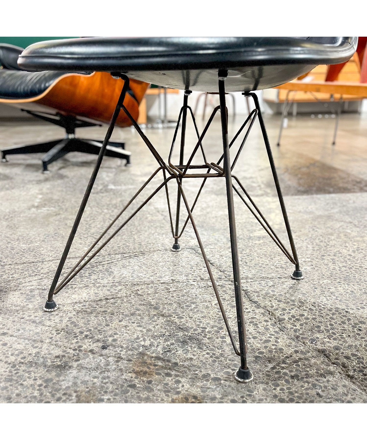 Eames / Eiffel Base / 2nd model / Vintage
