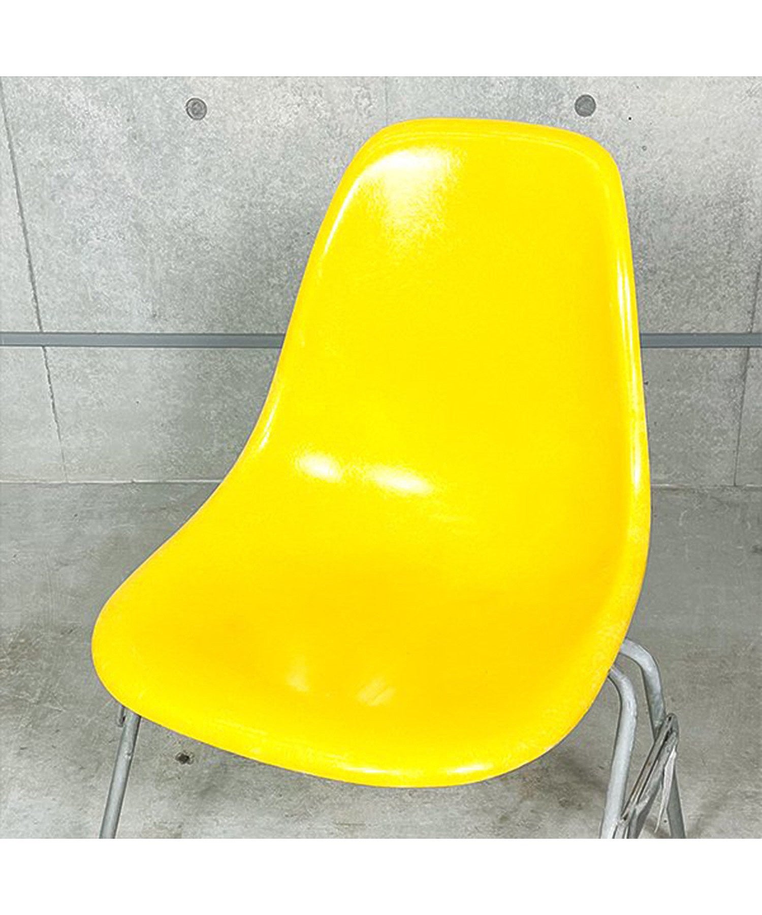 HermanMiller Side Shell / Brilliant Yellow