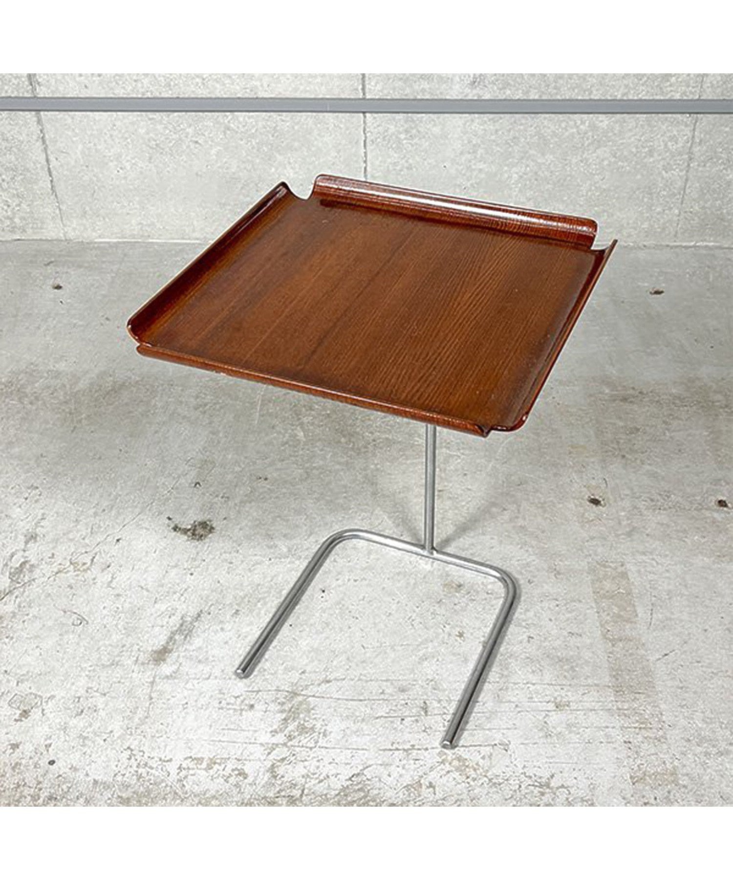 HermanMiller Tray Table Model 4950 / George Nelson