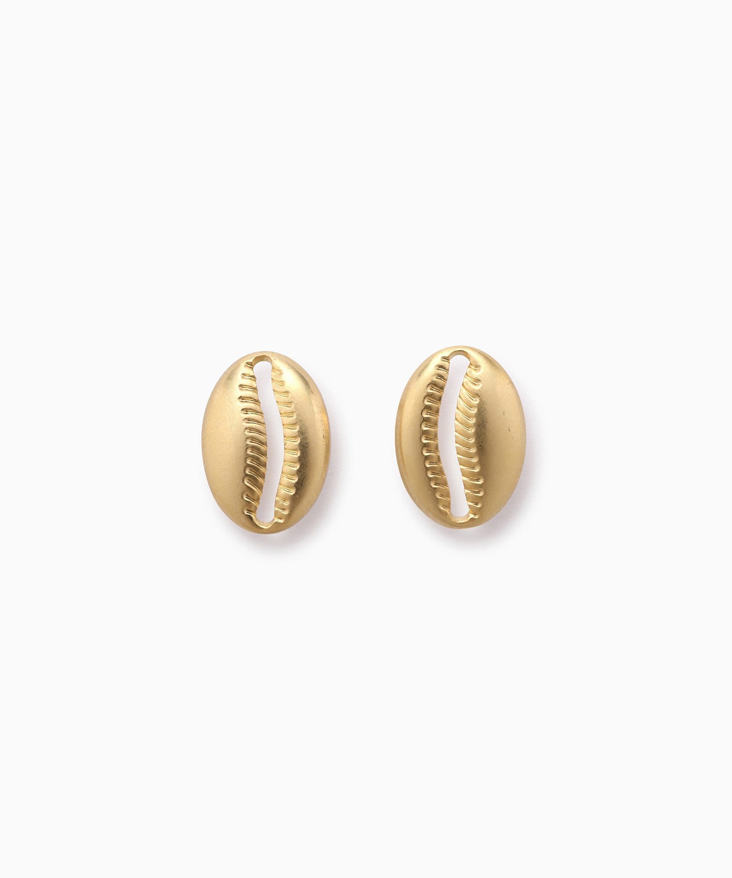Eneida Franca/ミニシェルモチーフピアス