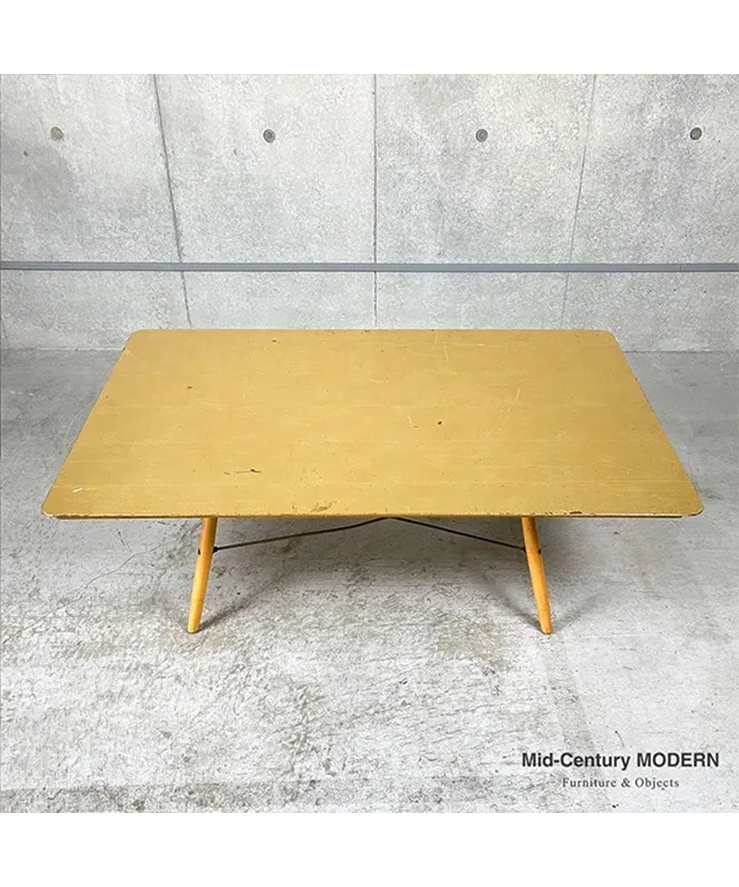 Eames Anniversary Table / Used