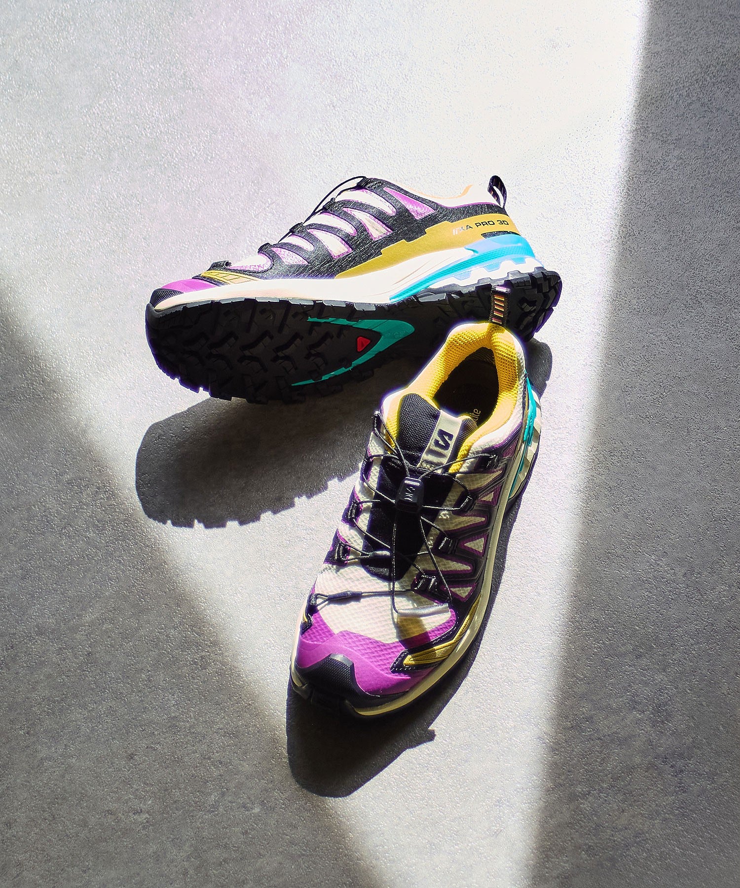 SALOMON/XA PRO 3D V9 GTX