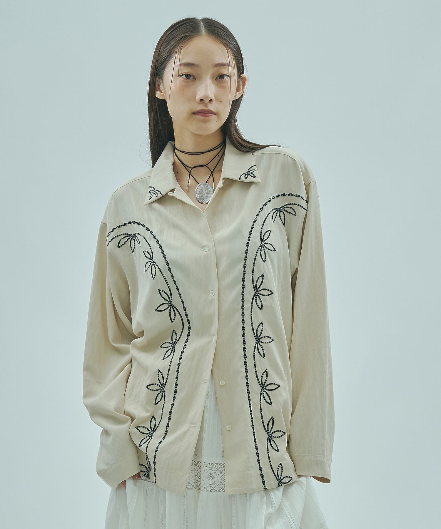 mag.by c/EMBROIDERY SHIRT