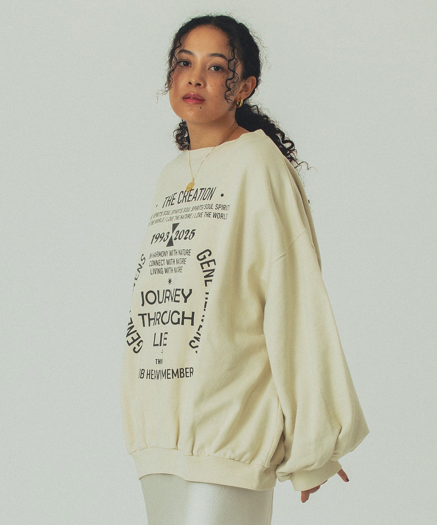 GENE HEAVENS/VOLUME SLEEVE PRINT SWEAT