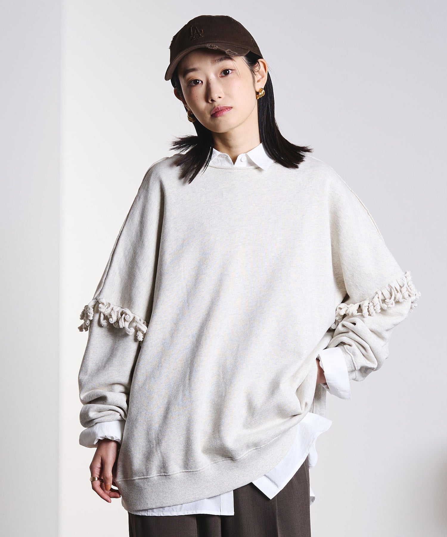 GENE HEAVENS/FRONT AND BACK FRINGE SWEAT