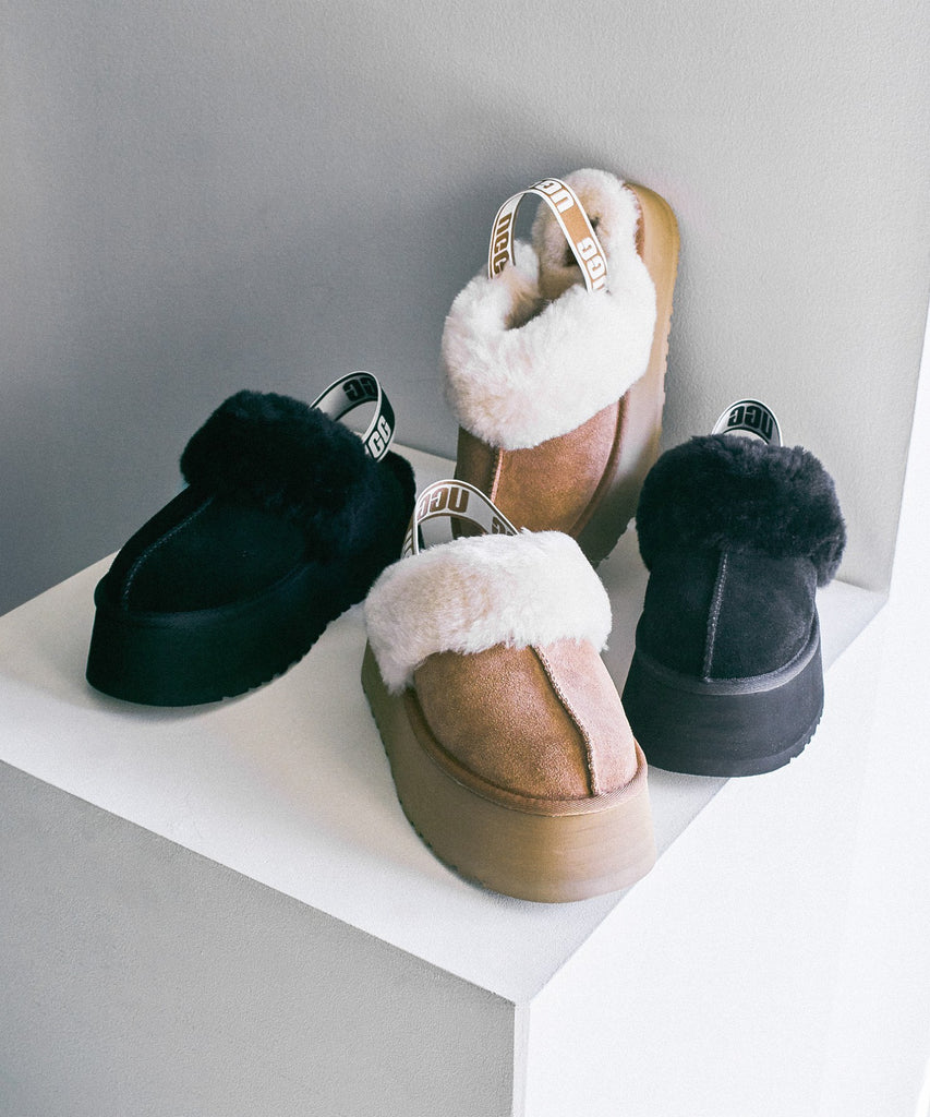 正規品UGG✨人気形✨レア色✨パープル✨ロゴ入り厚底スリッパ✨ UGG アグ サンダル ストラップサンダル ゴールデングロウ キッズ