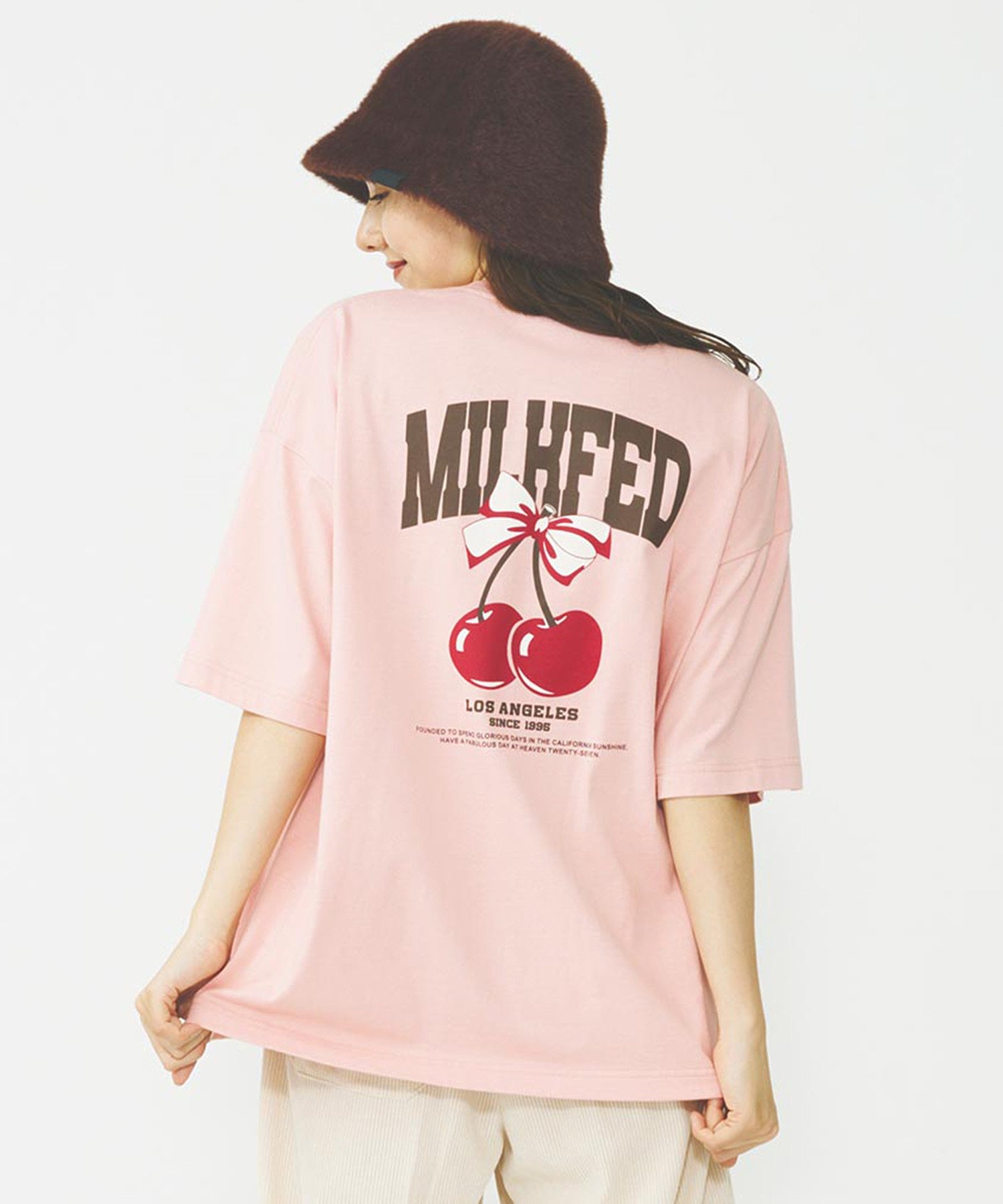 RIBBON AND CHERRY WIDE S/S TEE