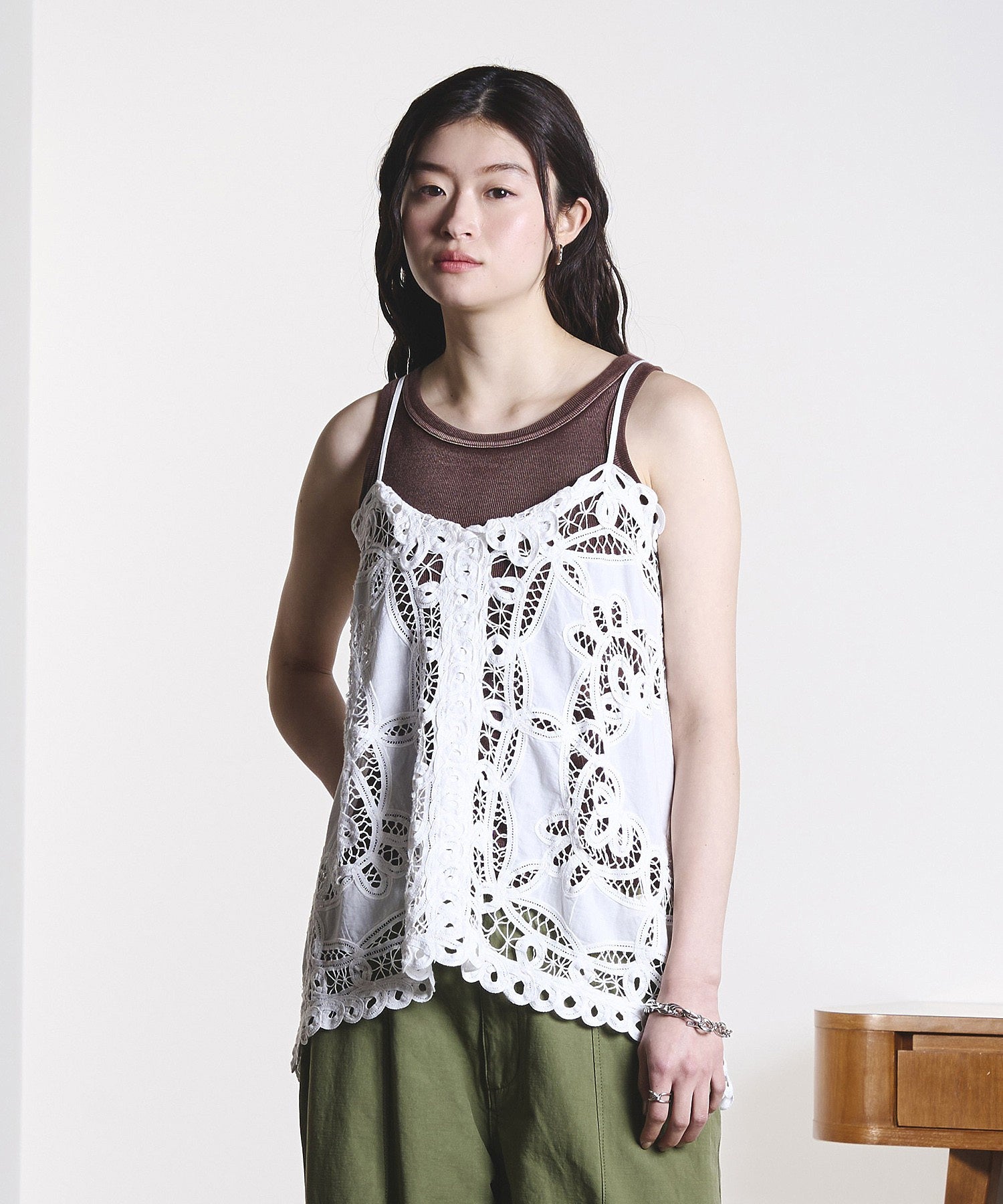 mag.by c/BATTEN LACE CAMISOLE