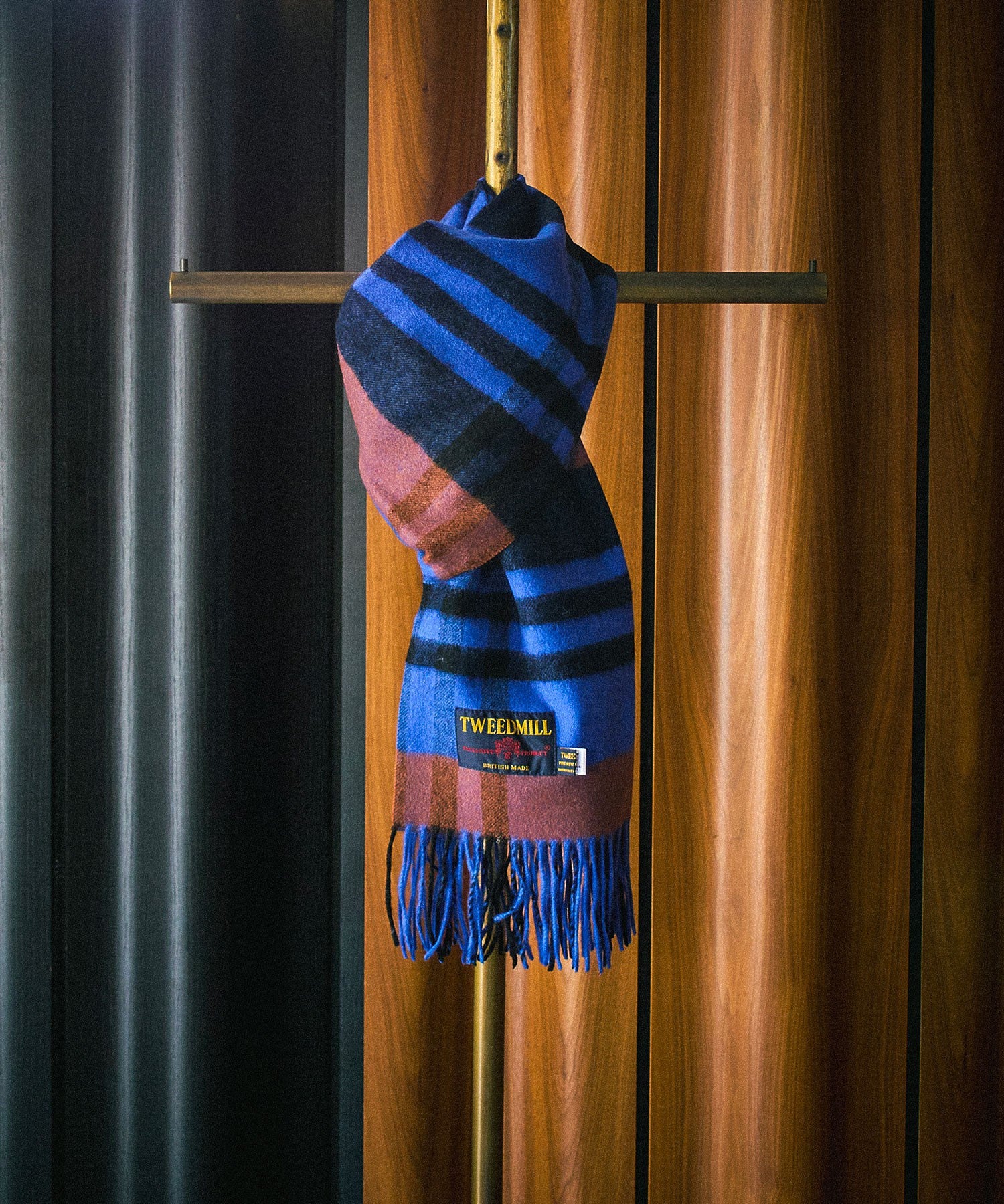 TWEEDMILL/CHECK STOLE