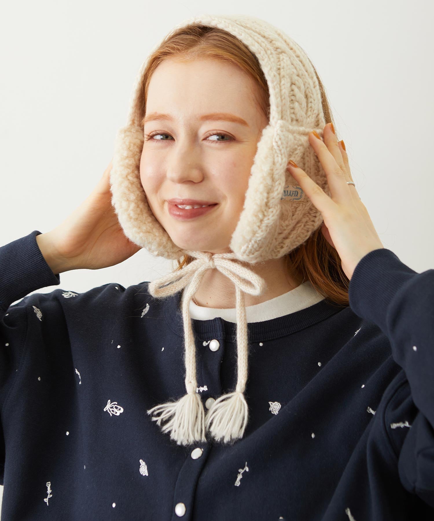 KNIT EAR MUFF