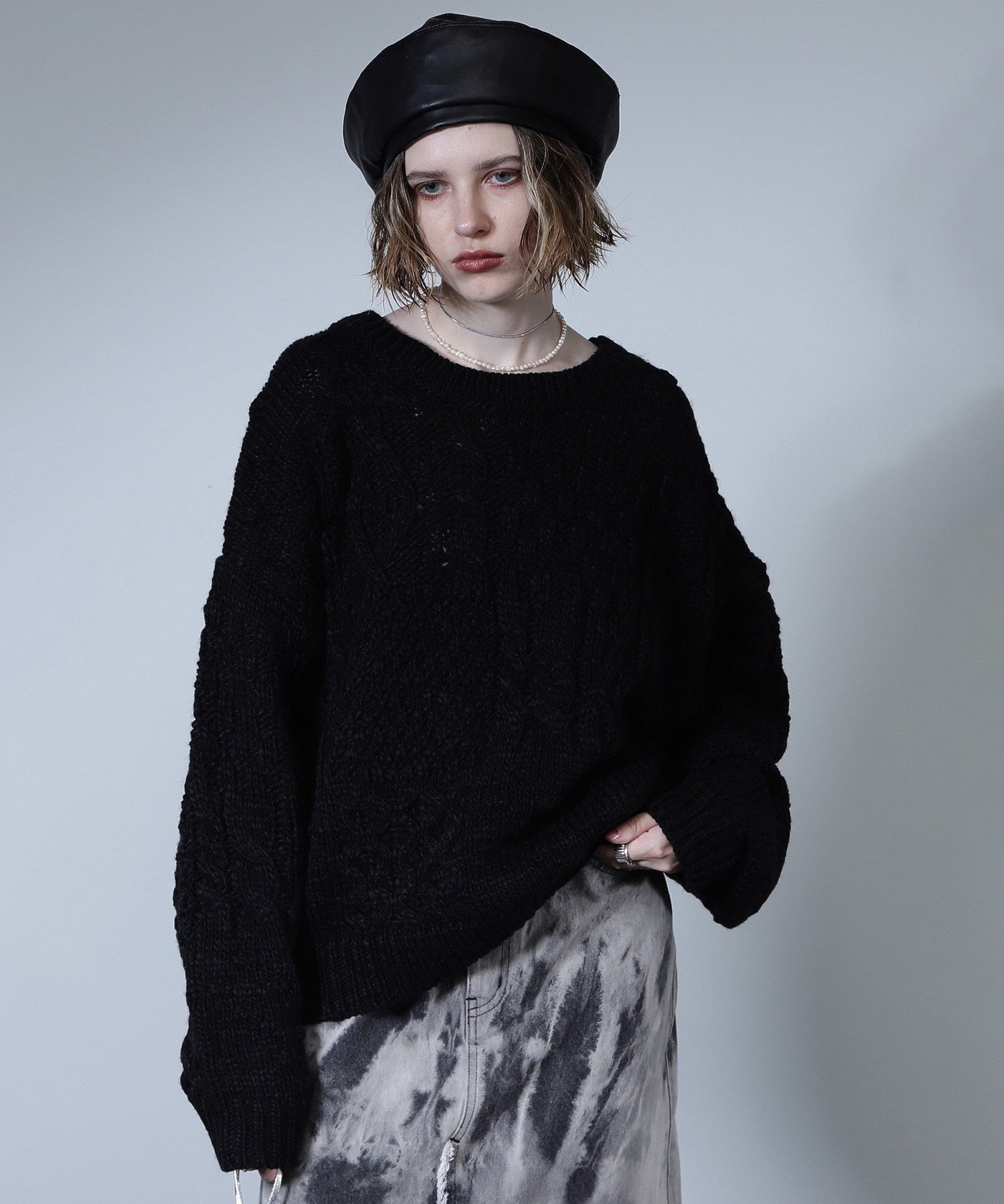 ケーブルニット