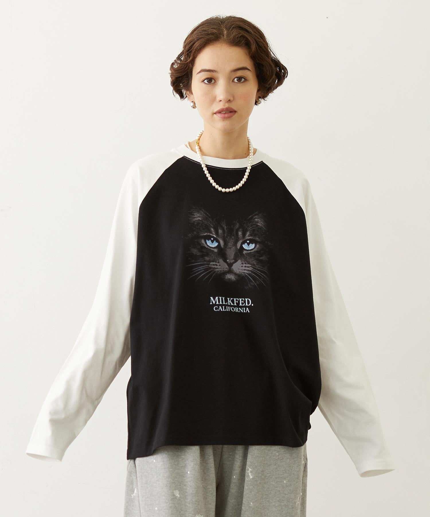 CAT HEART EYES B/B TEE