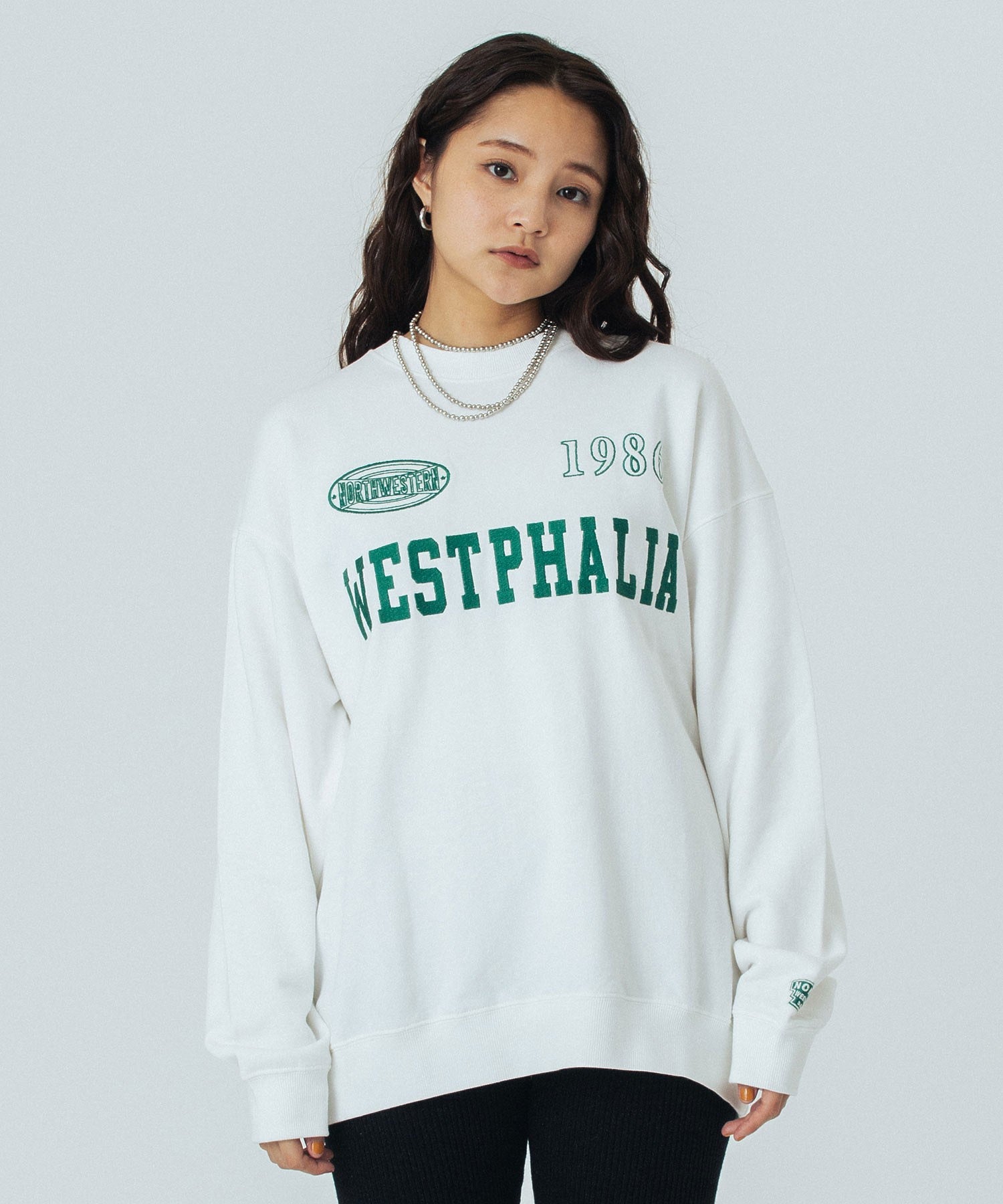PATCH EMBROIDERY PULLOVER