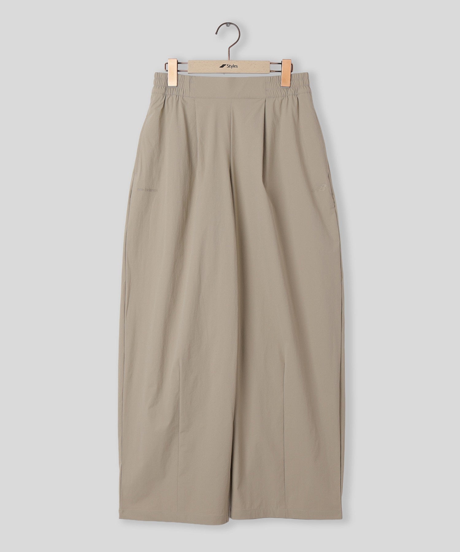 NEW BALANCE/ニューバランス/W NB Grey OVER SIZE PANT WB6194KD