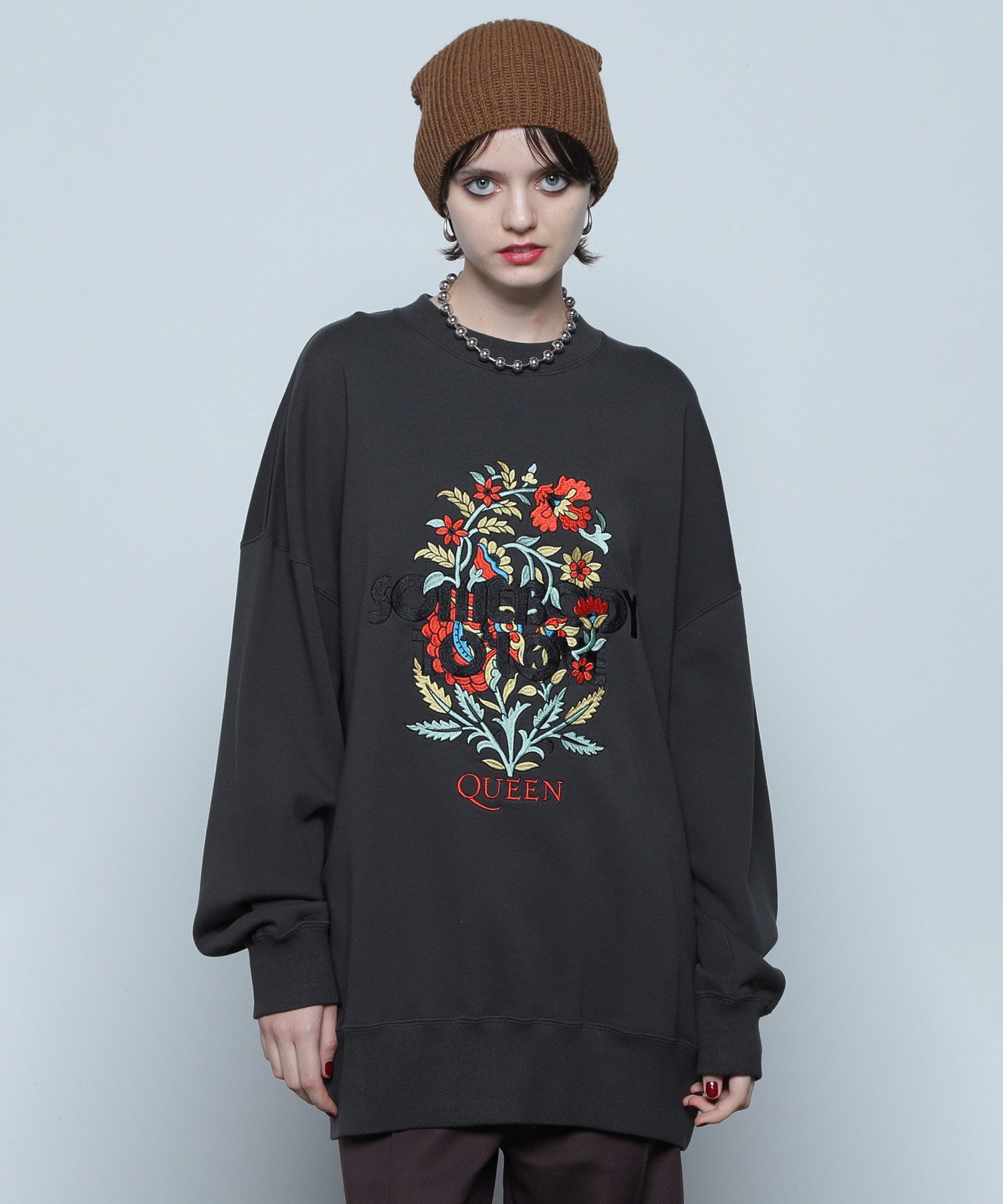 QUEEN エンブロイダリービッグスウェット
