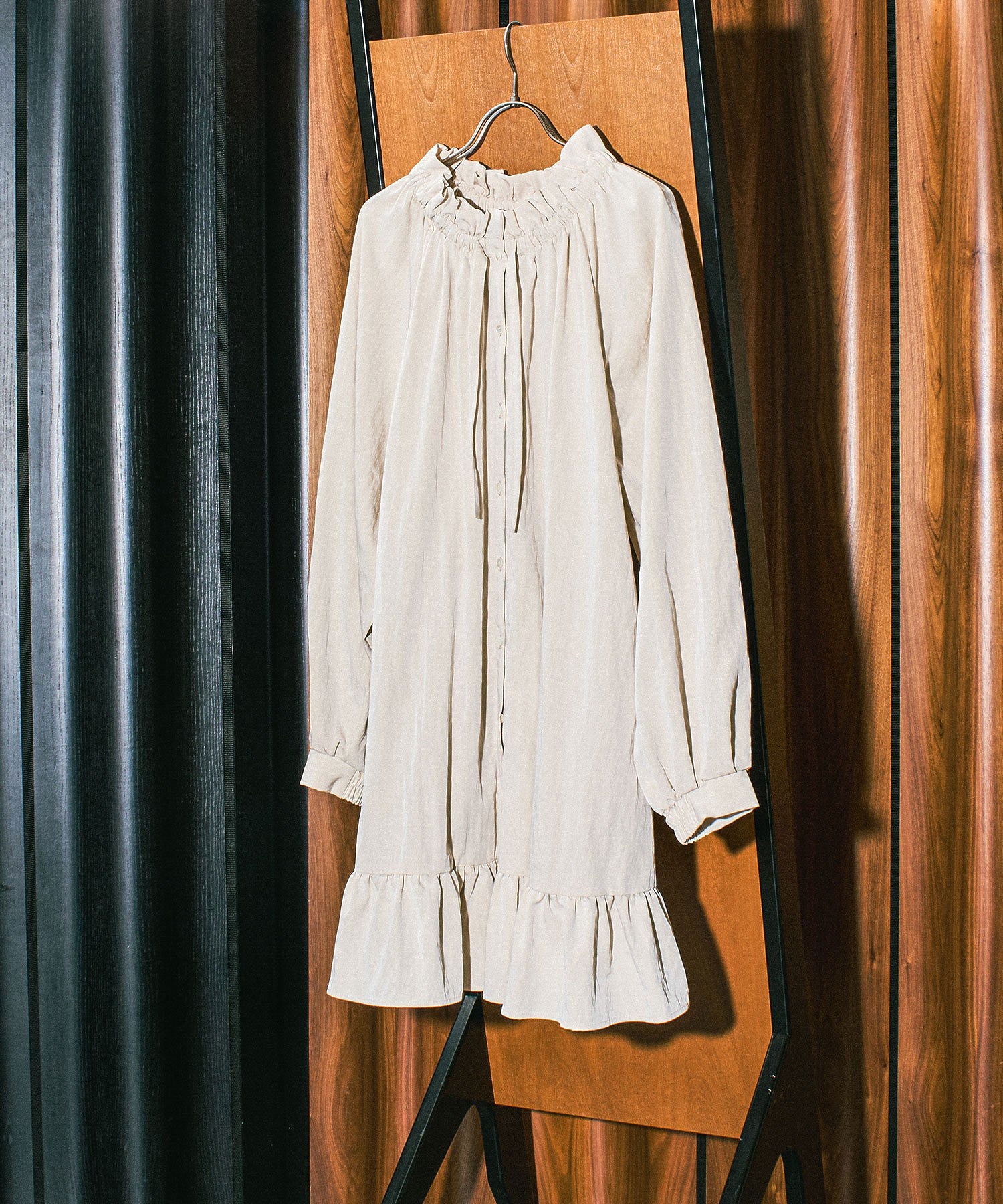 FRILL DRESS