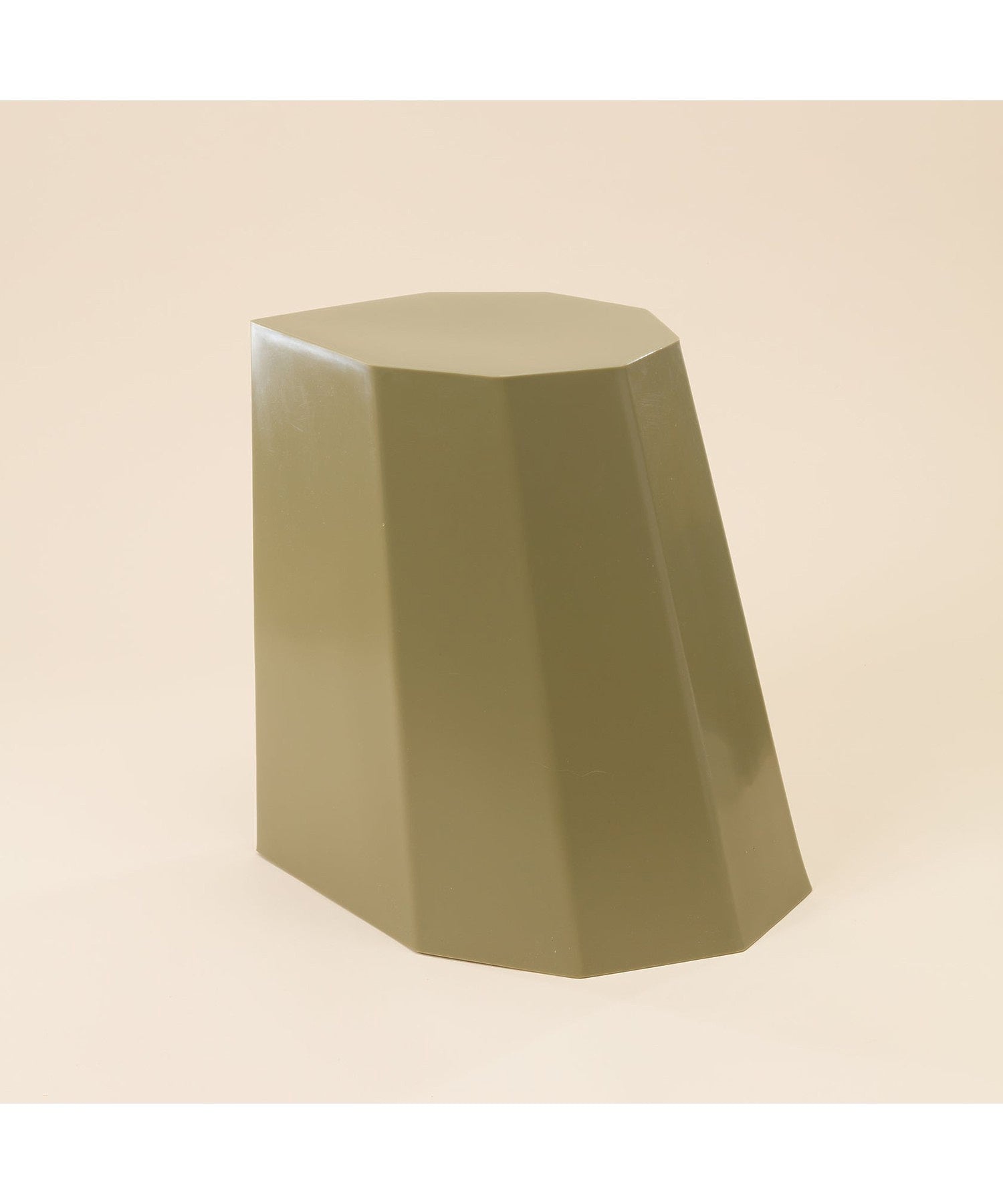 Arnold Circus Stool / Martino Gamper