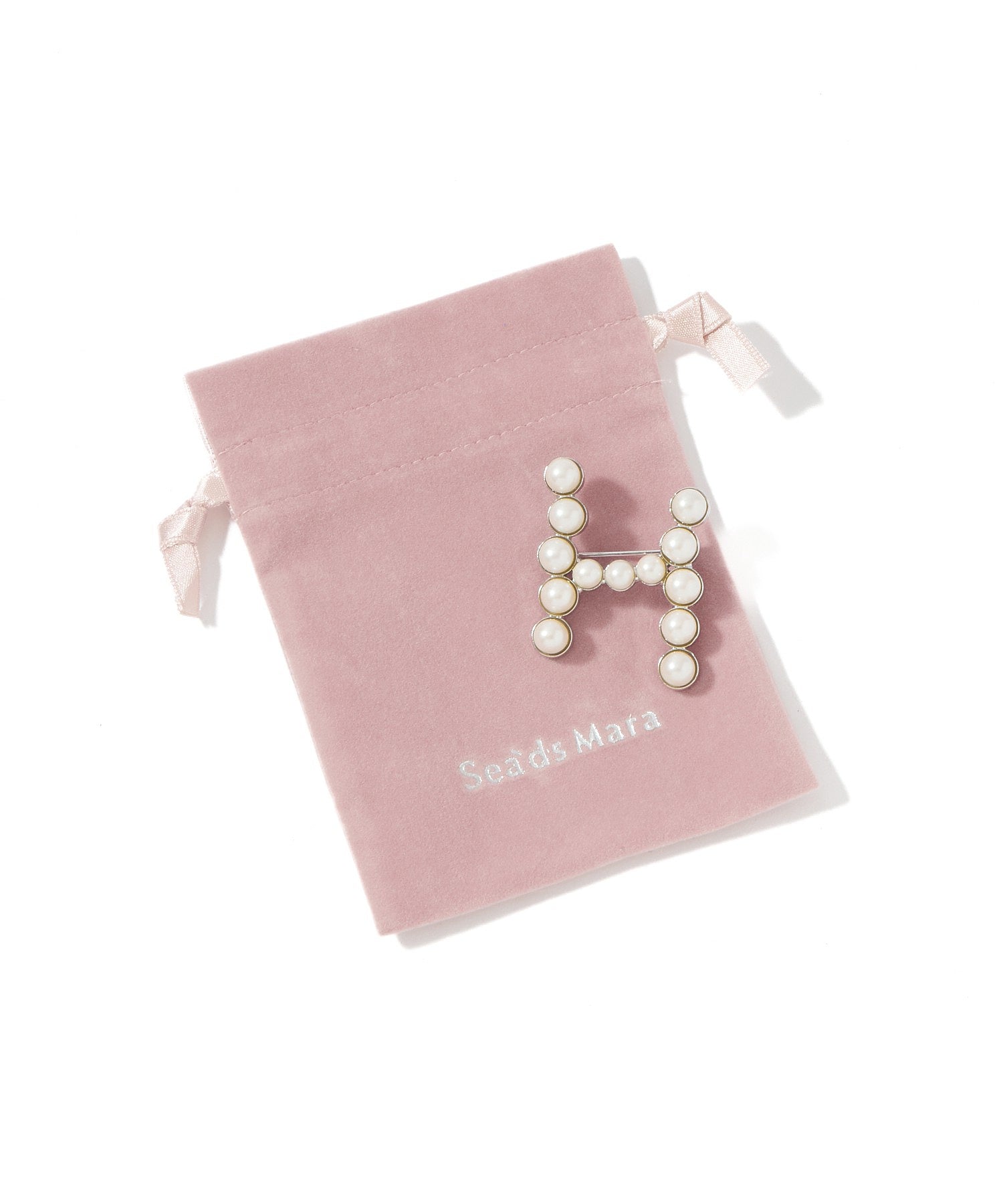 Sea’ds mara/Alphabet brooch H