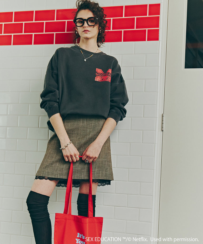 Netflix Series 'SEX EDUCATION' × ROSE BUD/MOORDALE PRINT PULLOVER