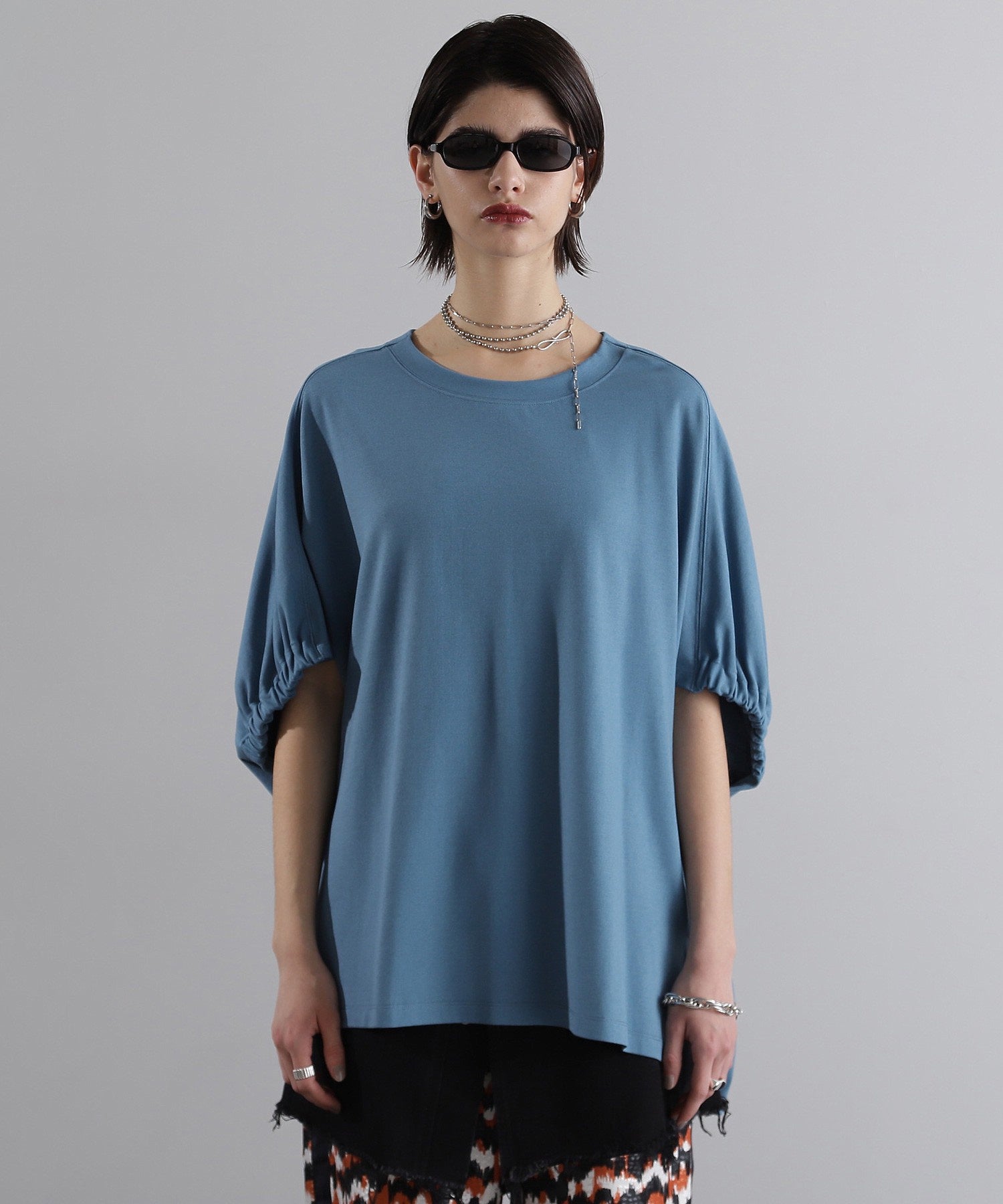 ボックスシルエットカットソー