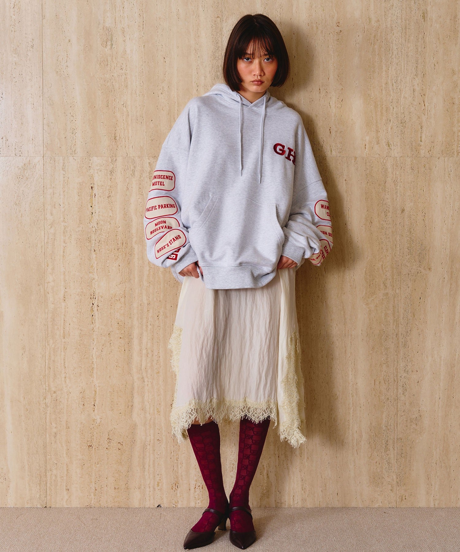 GENE HEAVENS/EMBROIDERY HOODED SWEAT