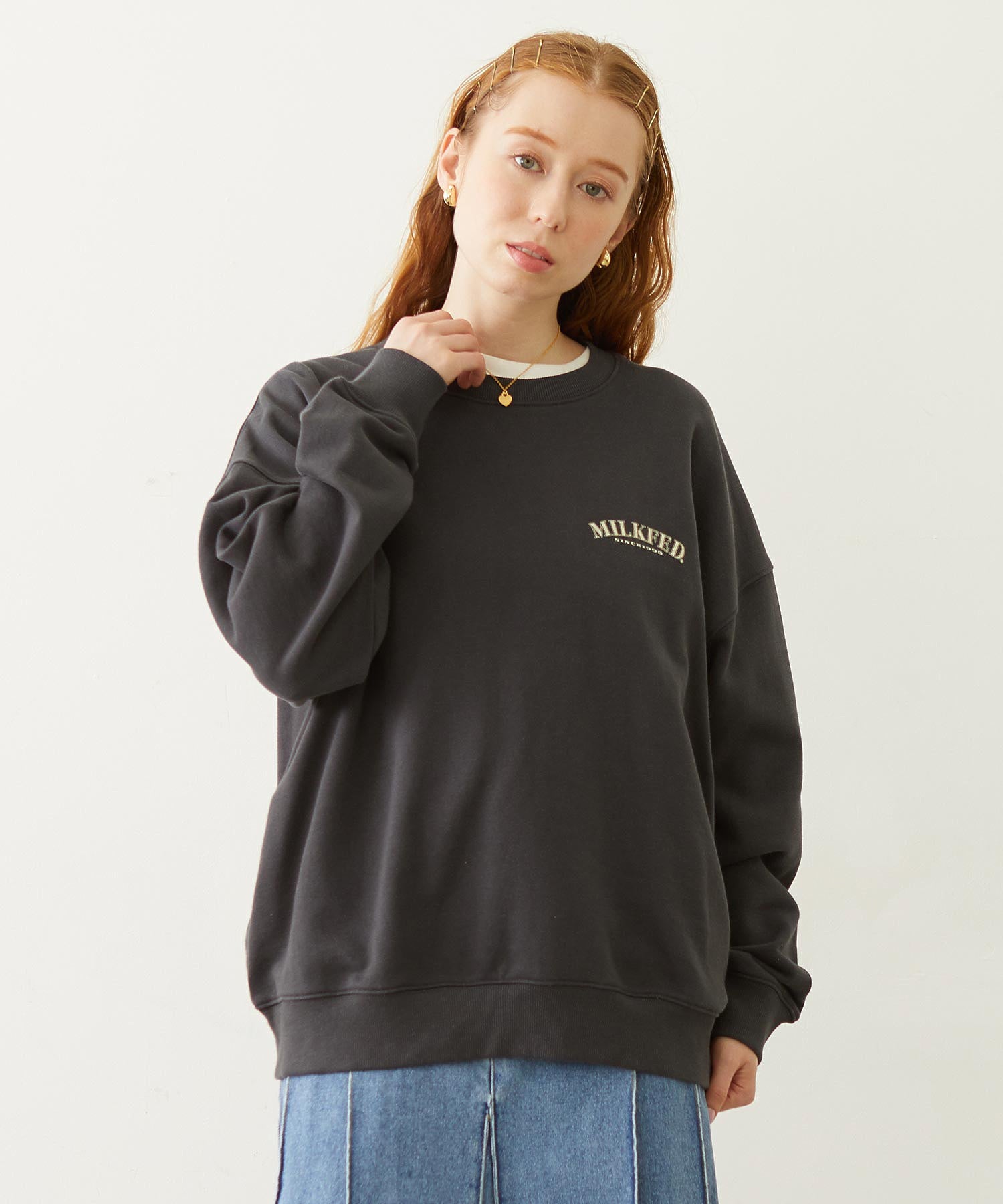 STARS AND LOGO WIDE CREW SWEAT