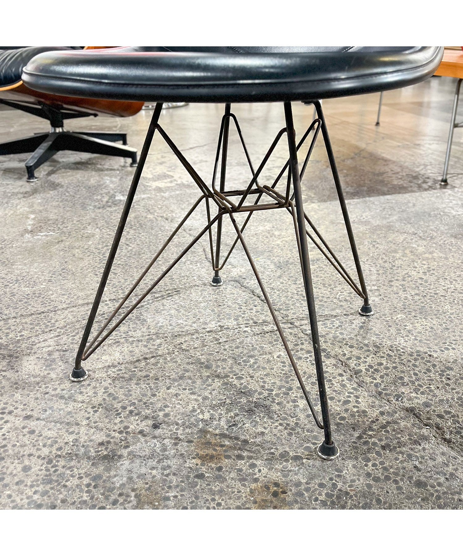 Eames / Eiffel Base / 2nd model / Vintage