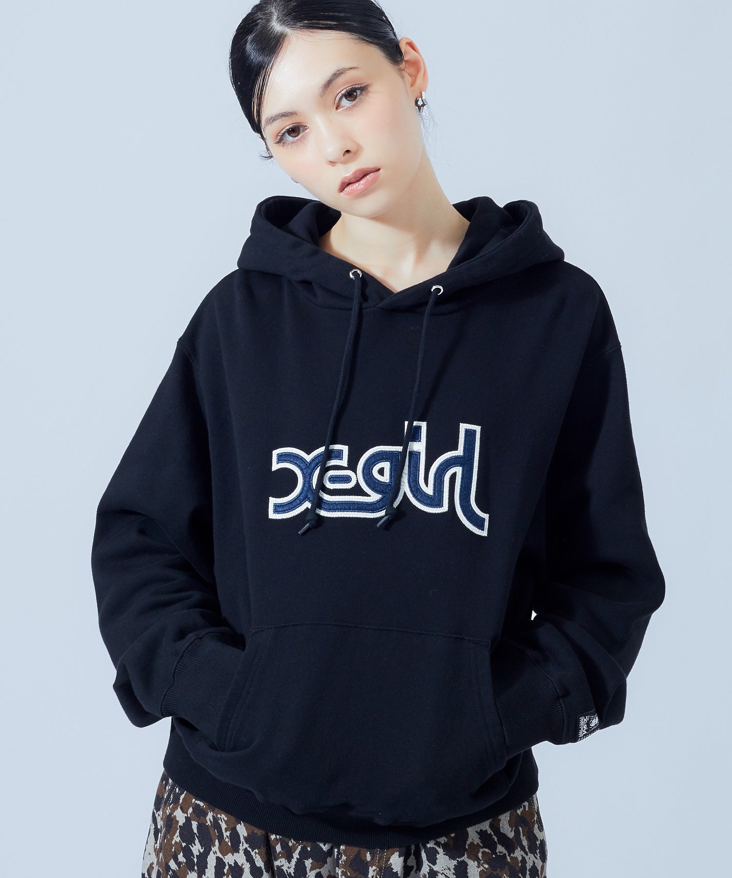 MILLS LOGO LAYERED PATCH SWEAT HOODIE