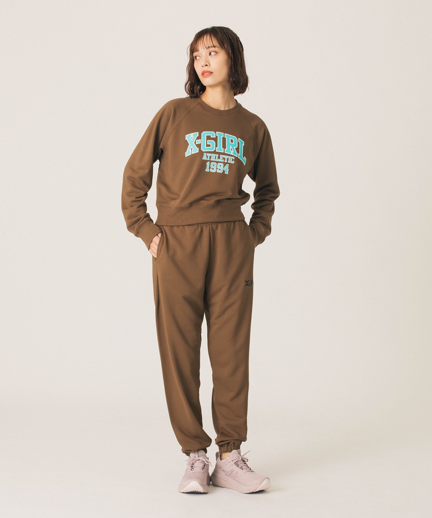 SWEAT PANTS