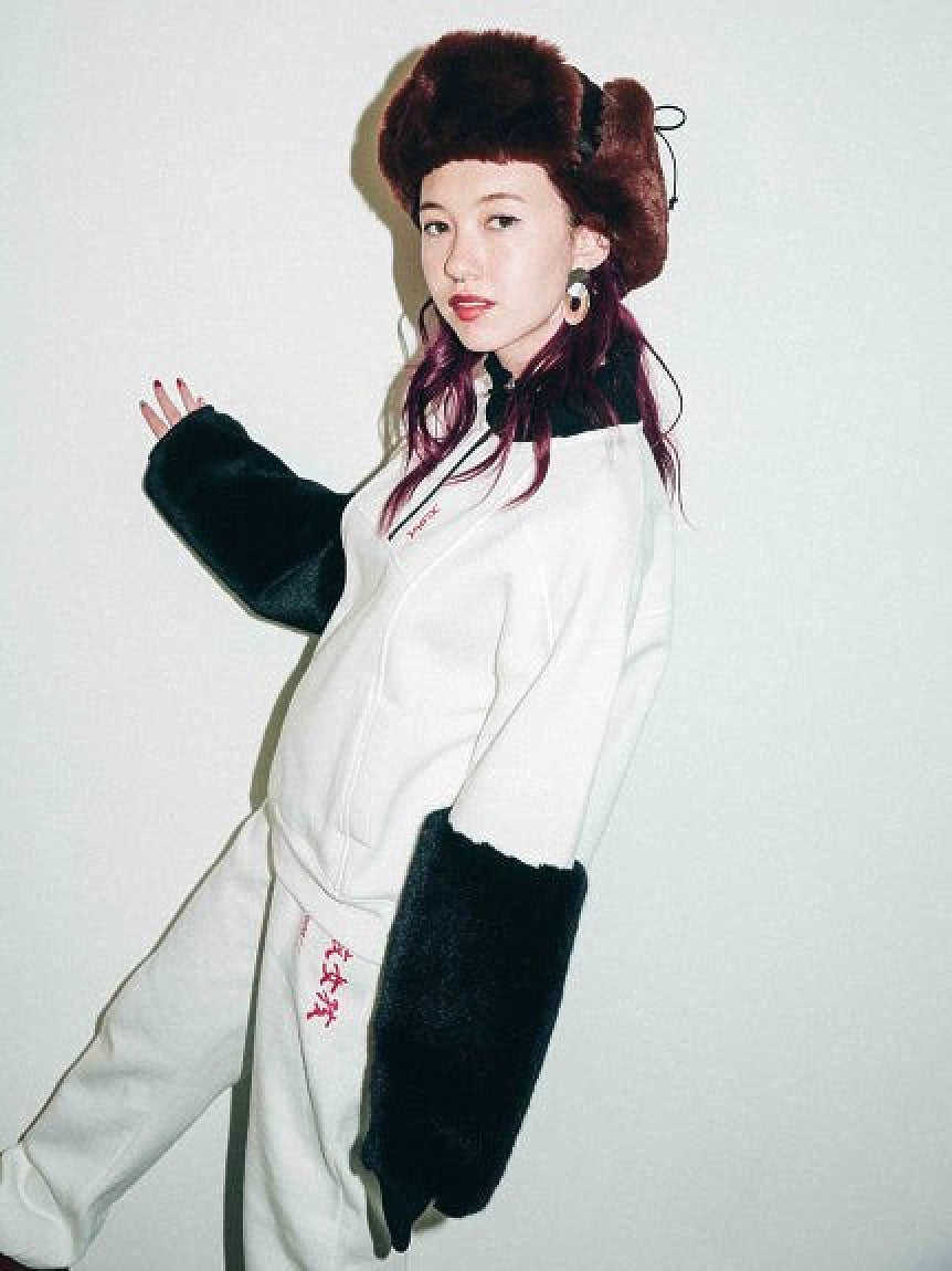 MONSTER SLEEVE ANORAK X-girl