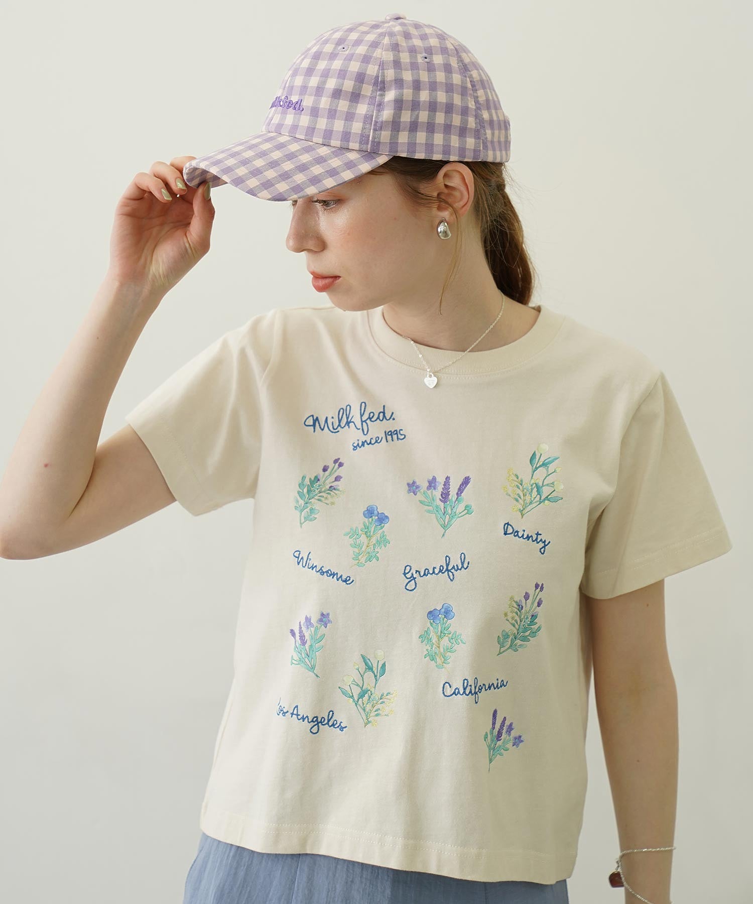 FLOWER PRINT AND EMBROIDERY COMPACT S/S TEE