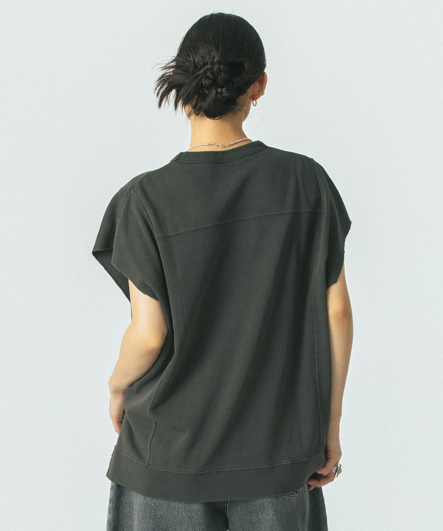 GENE HEAVENS/INDIGO LOVERS SLEEVELESS TEE