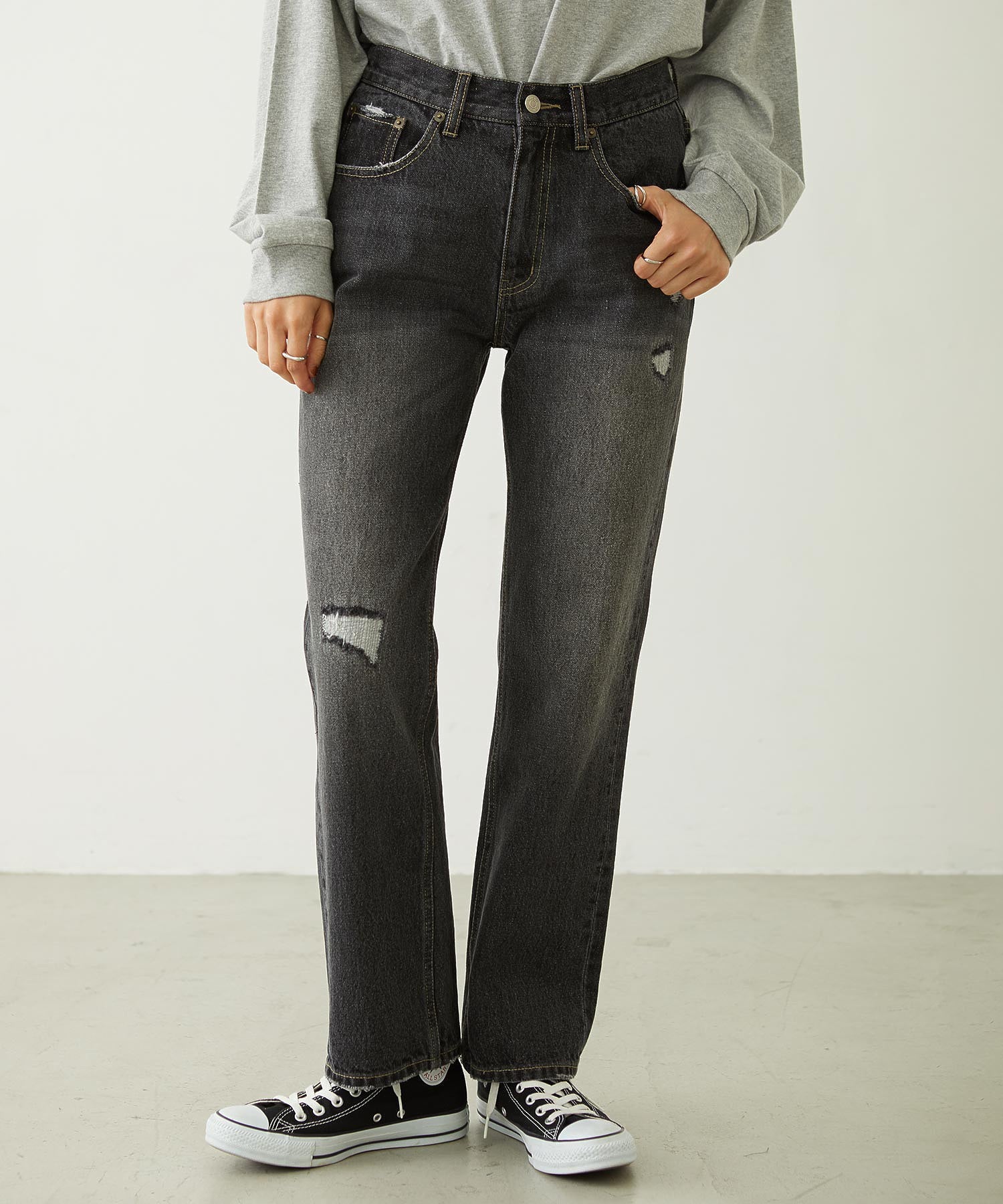 REPAIR DETAIL DENIM PANTS