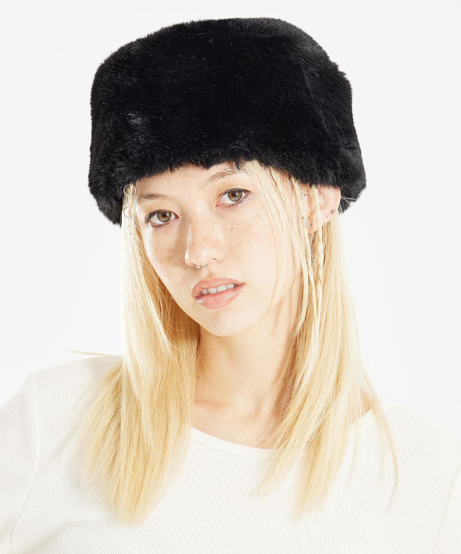 COSSACK CAP X-girl