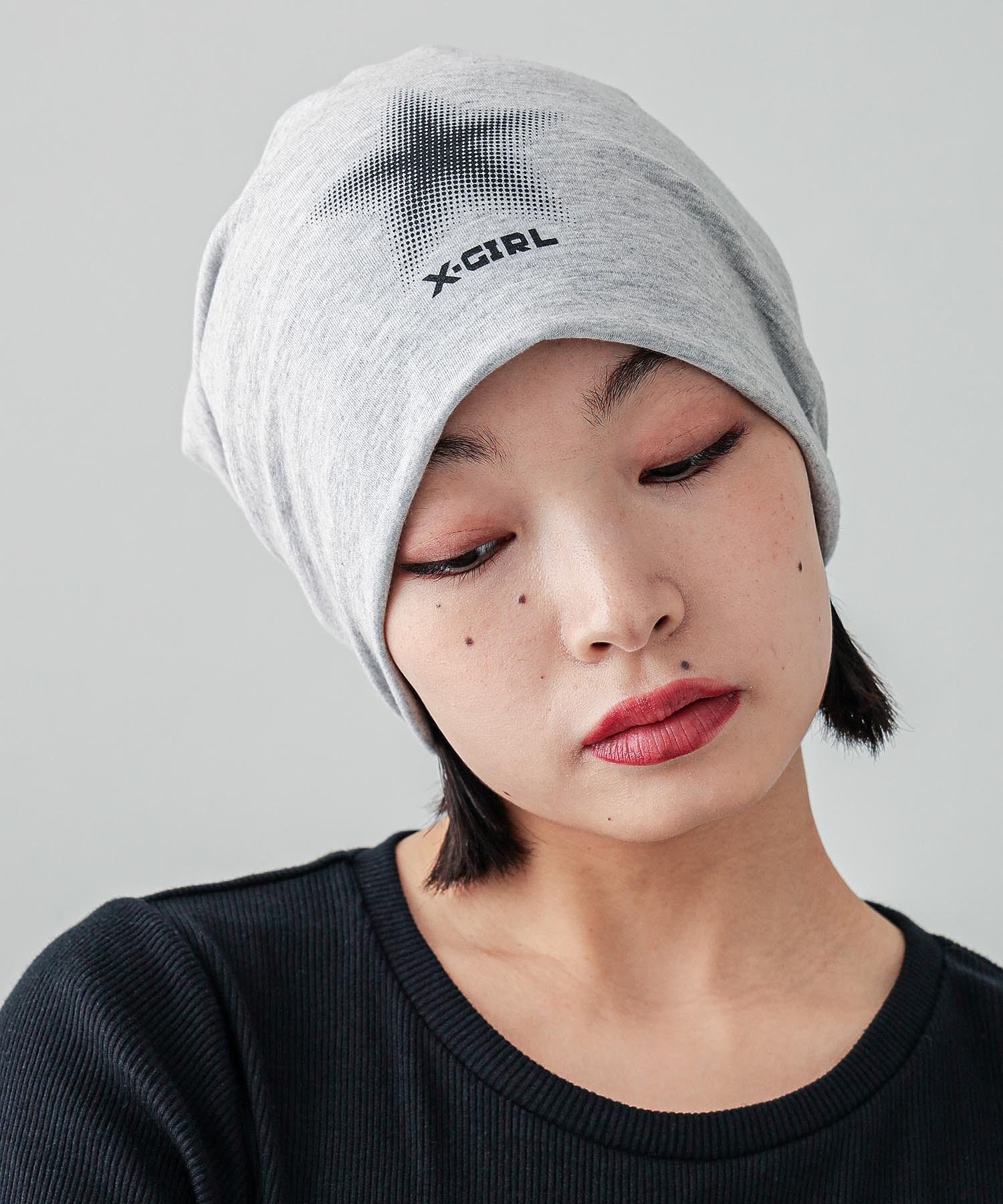 DOTTED STAR BEANIE