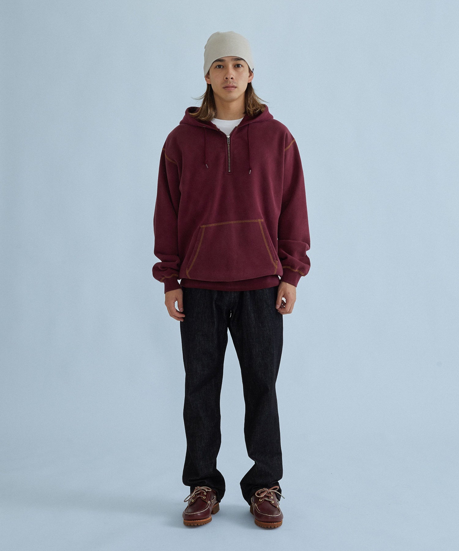 HALF ZIP HOODED SWEATSHIRT