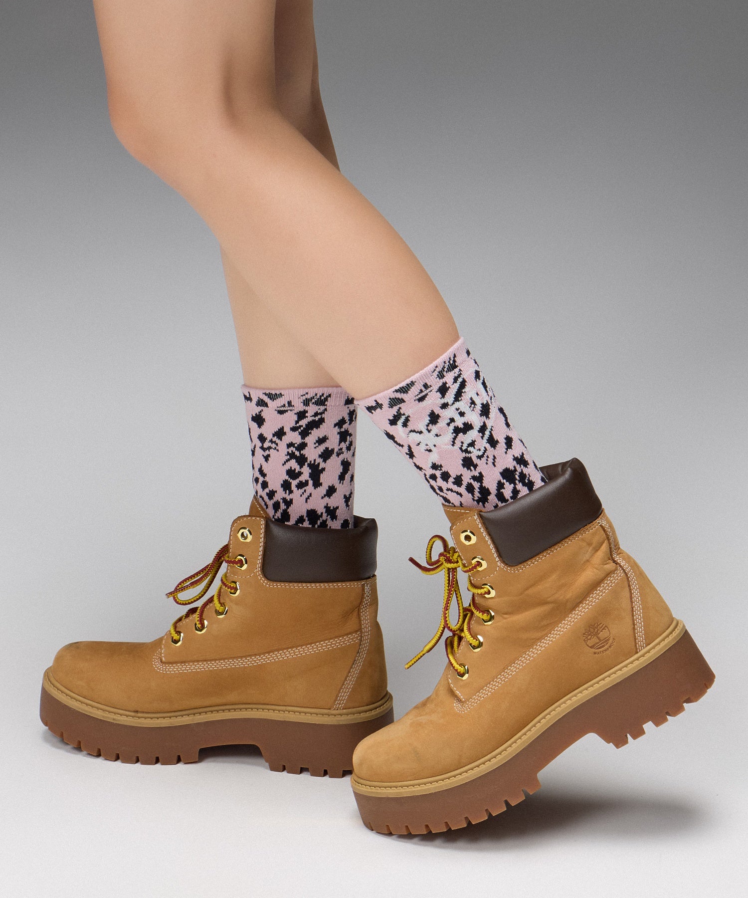 HEART LOGO LEOPARD SOCKS