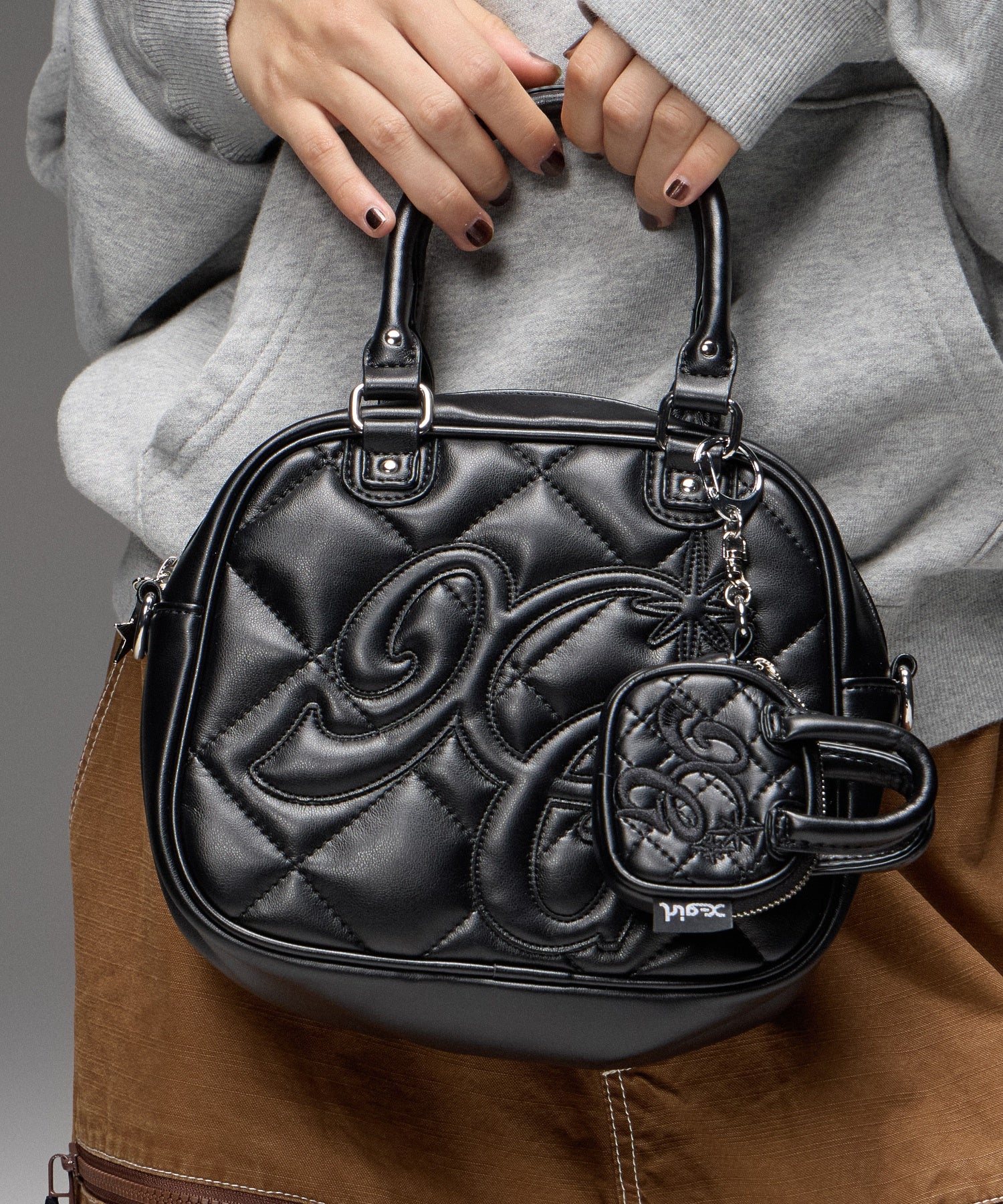 XG LOGO QUILTED BOSTON BAG