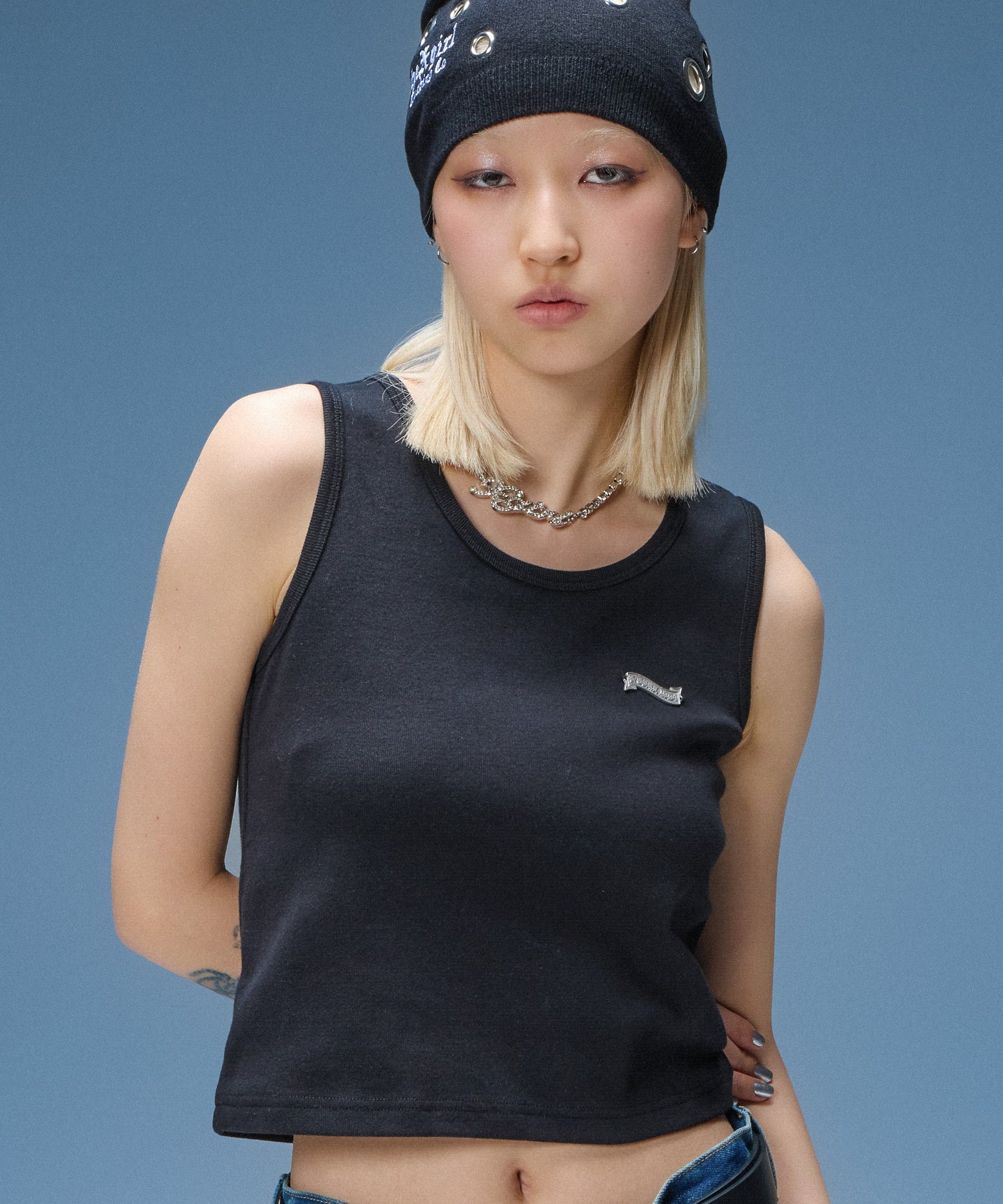 METAL NAME LOGO TANK TOP