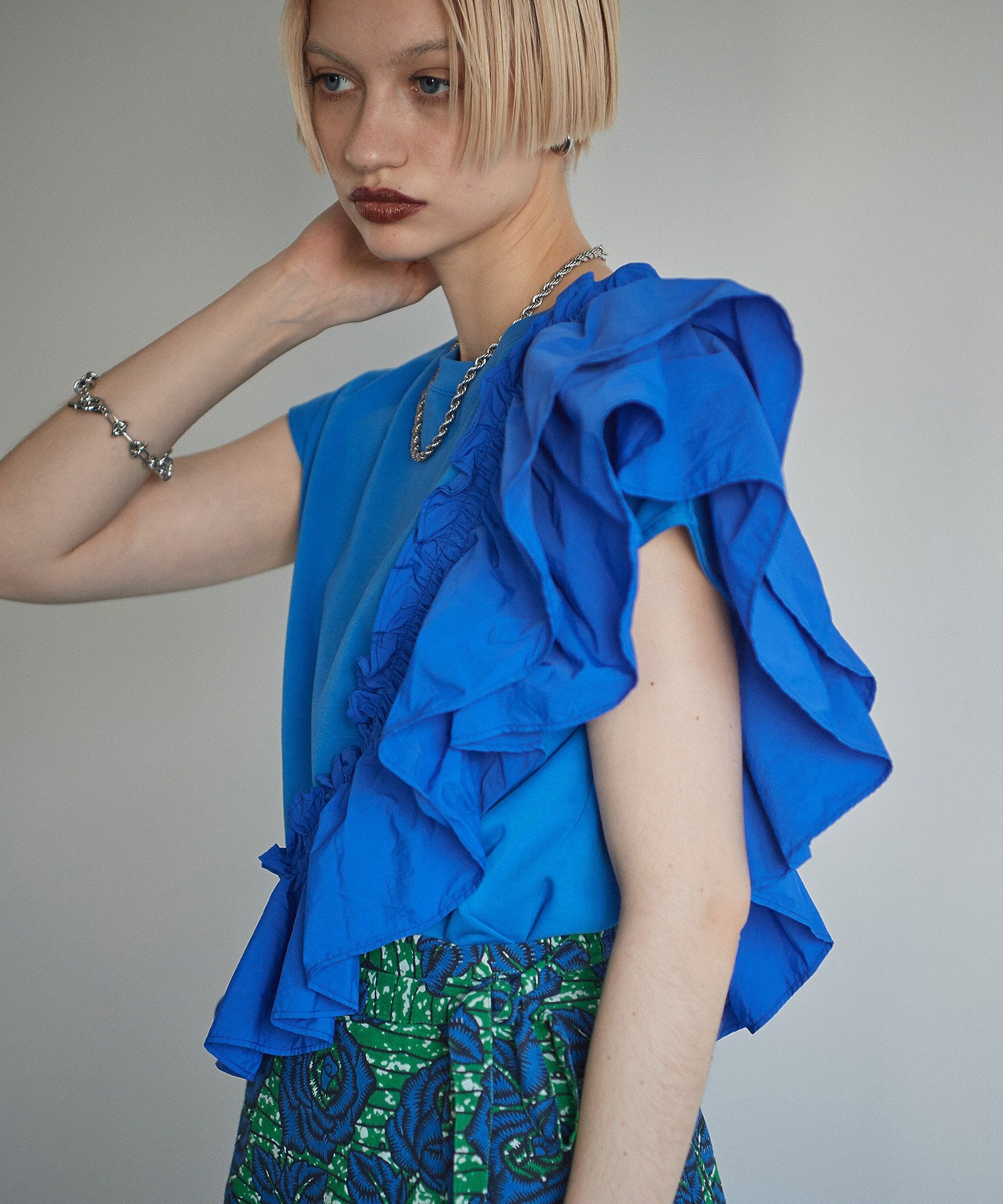 2WAYフリルドッキングカットソー