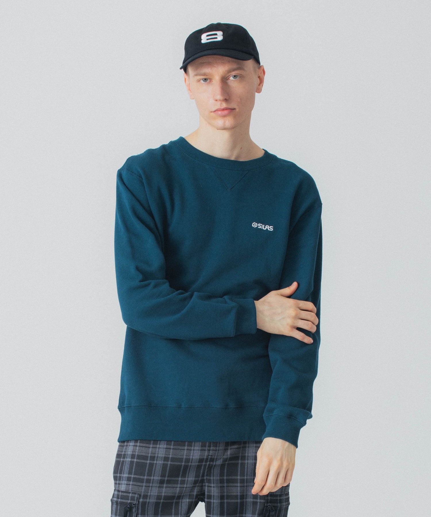 CLASSIC CREWNECK SWEAT