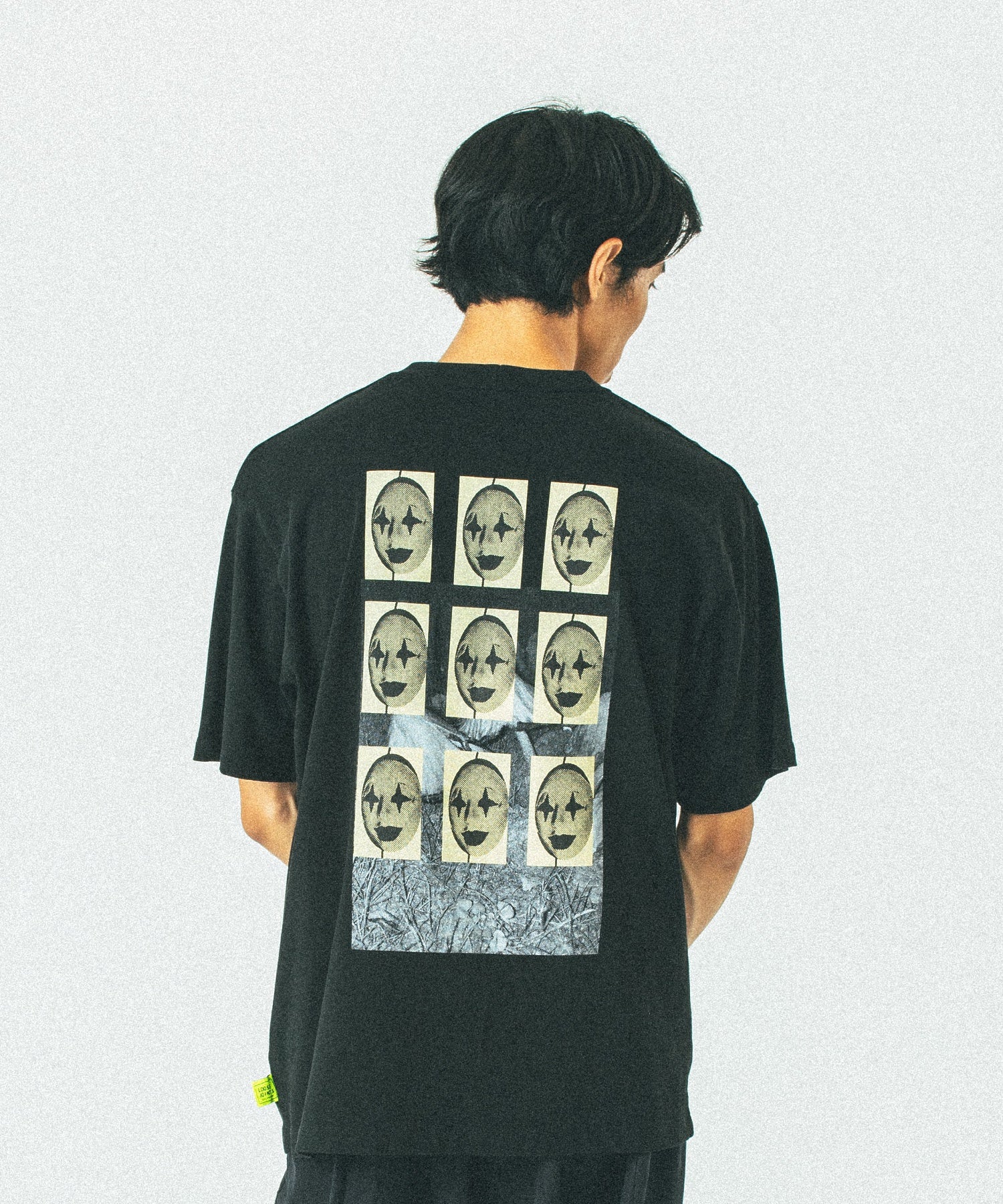 LOOSE JOINTS/ルーズジョインツ MISHA HOLLENBACH-WHAT DID YOU DO AT THE FOUNTAIN S/S TEE LS25JS001MH