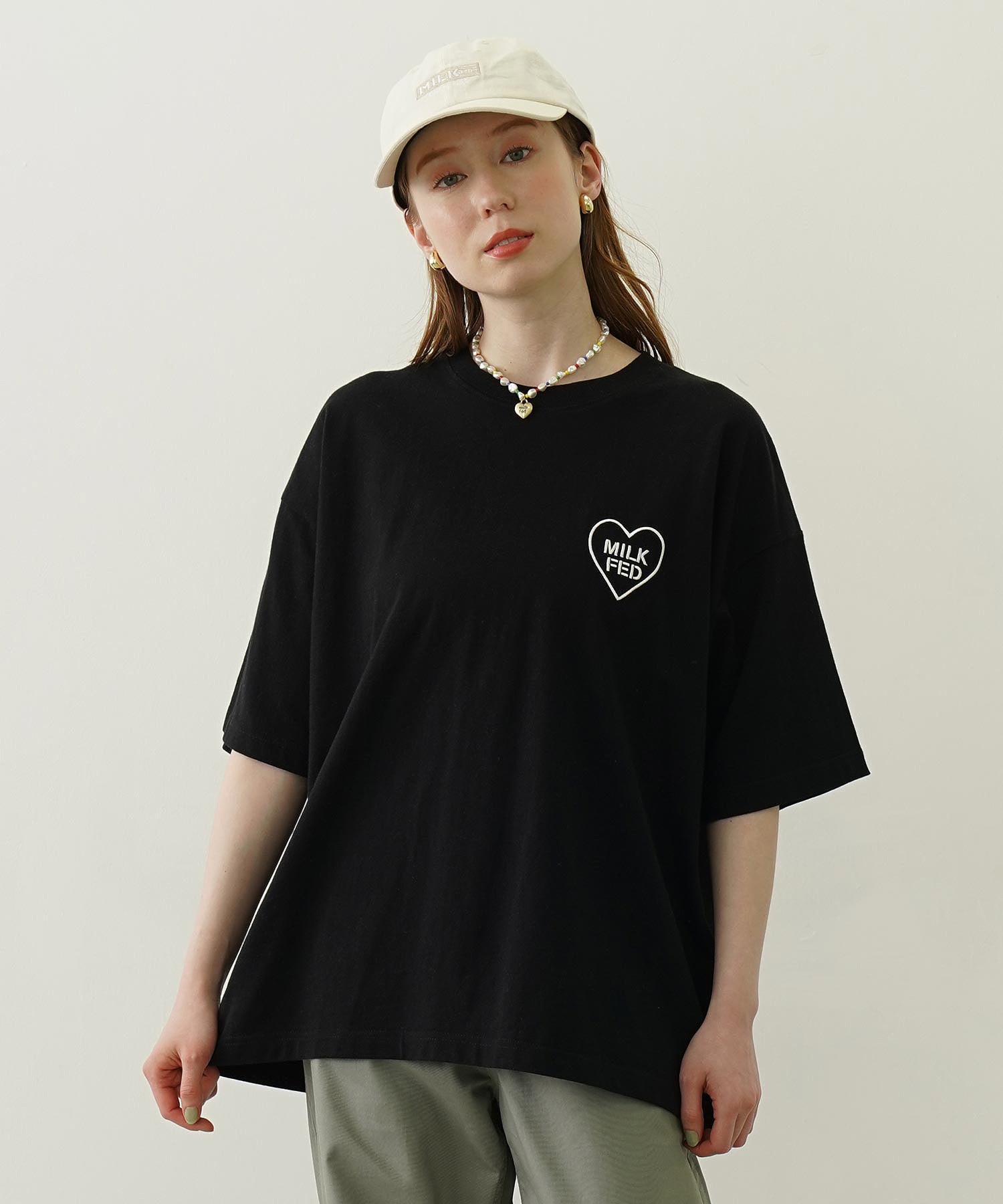 MILKFED. PLAID LOGO WIDE S/S TEE