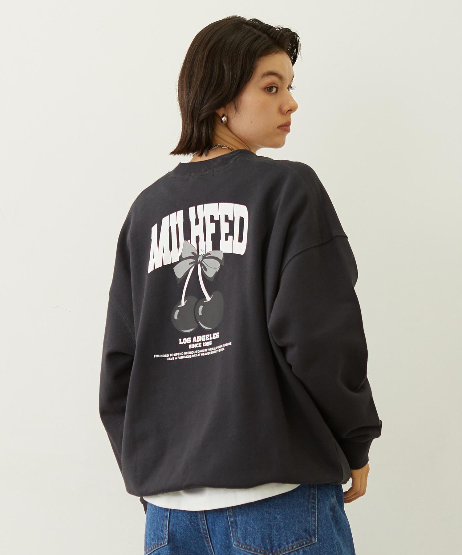 RIBBON AND CHERRY SWEAT TOP