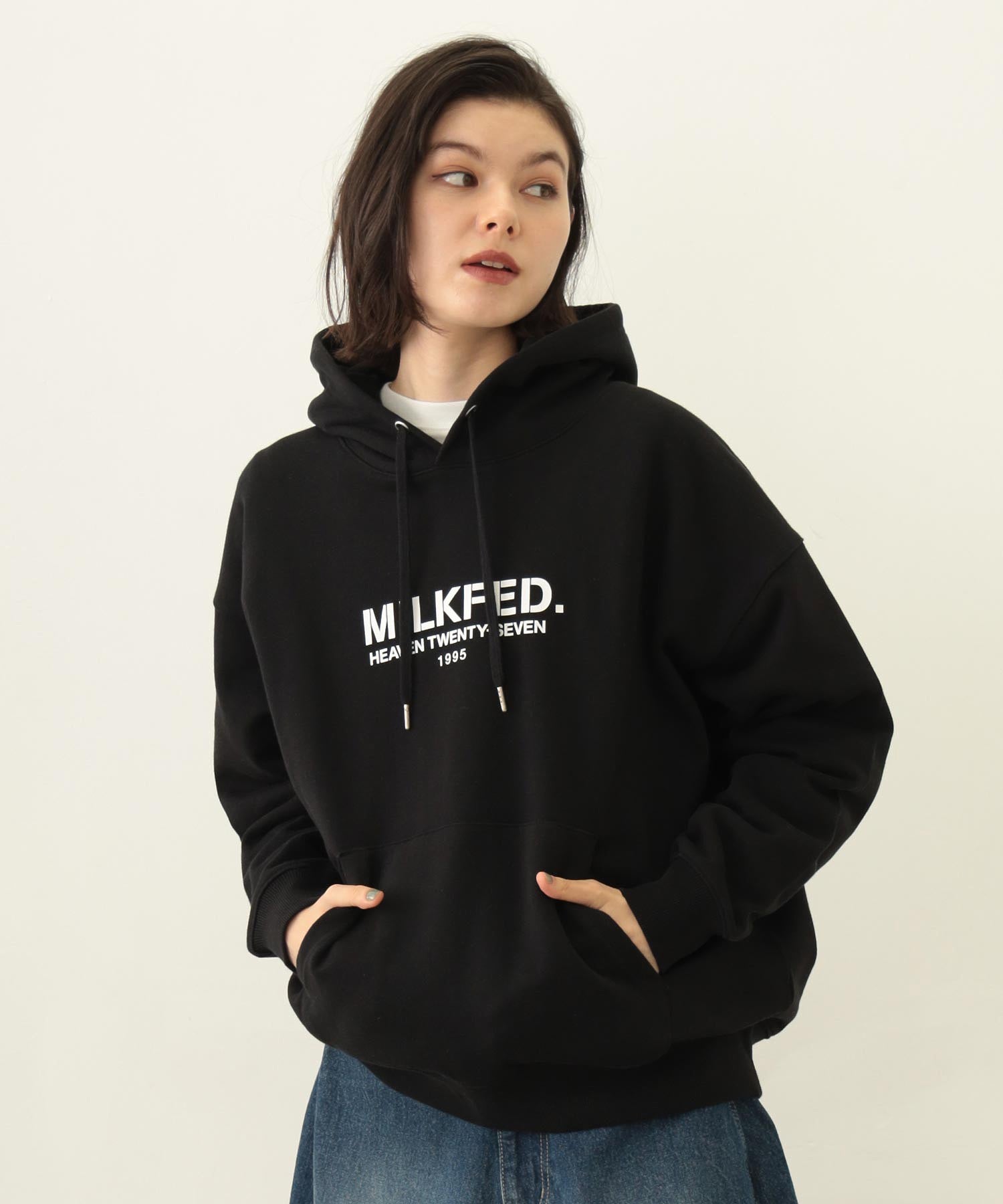 STENCIL LOGO WIDE SWEAT HOODIE