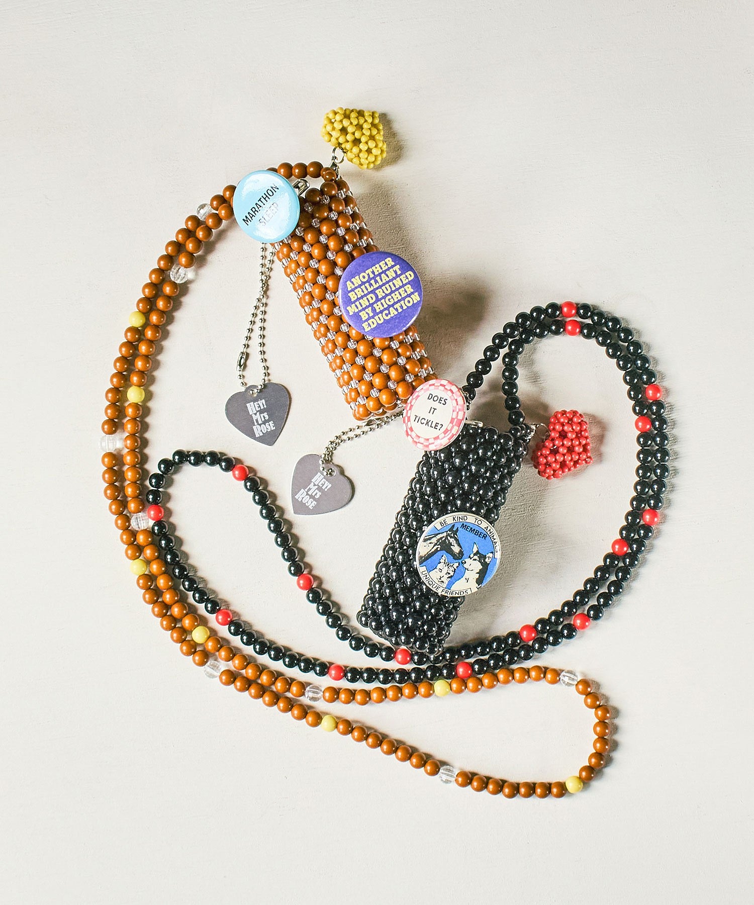 HEY Mrs ROSE/BEADS LIP NECKLACE