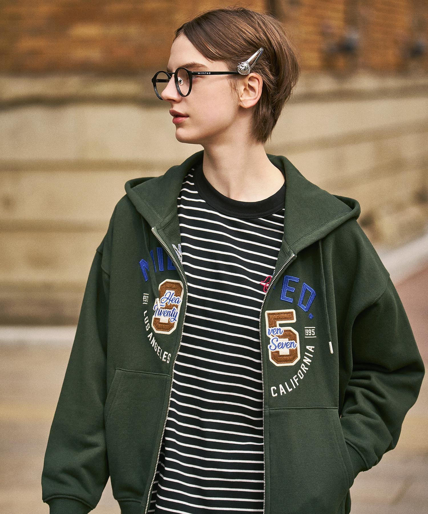 COLLEGE LOGO PATCH ZIP UP HOODIE